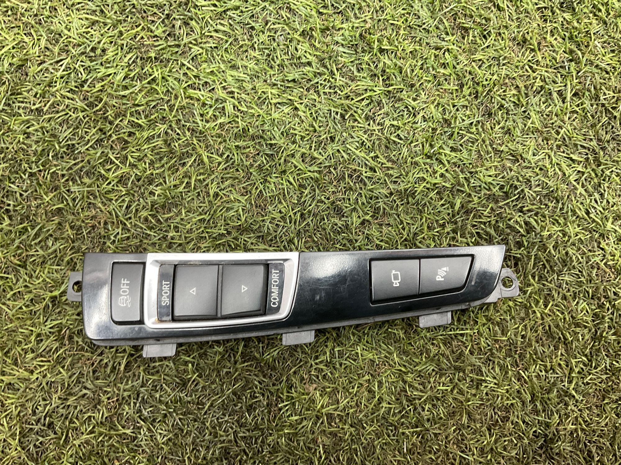 Блок кнопок центральной консоли BMW 6 серия, F06/F13/F12 рестайлинг, 2000 рублей, Москва