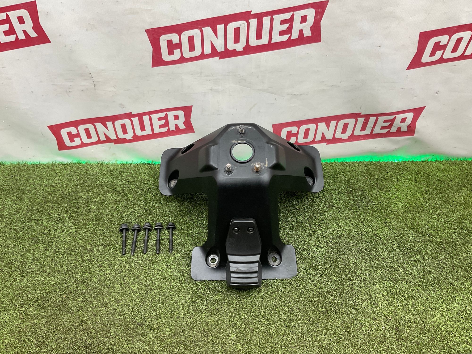 Кронштейн запасного колеса Land Rover Defender, II 663, 12000 рублей, Москва