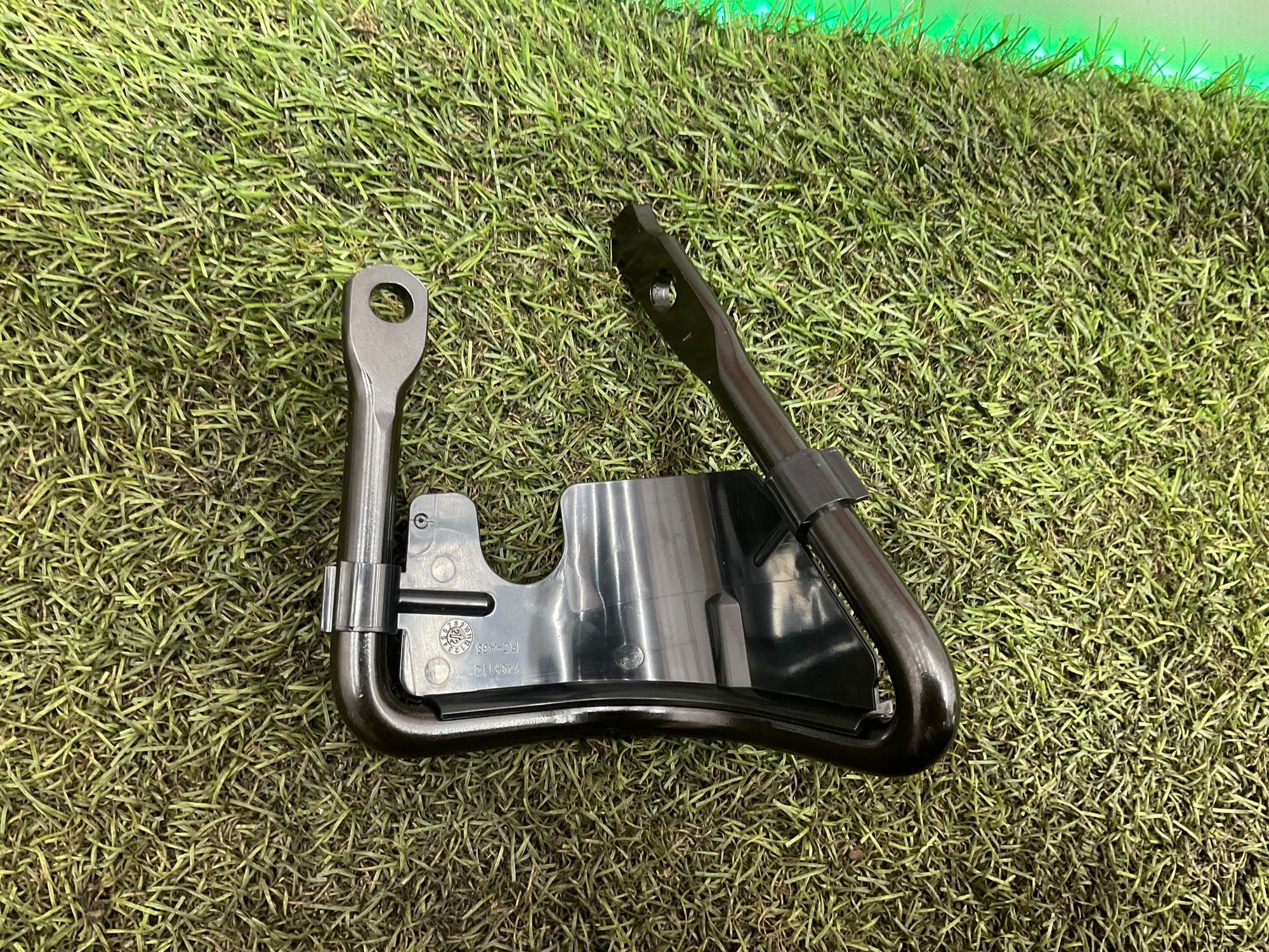 Кронштейн ремня безопасности задний правый BMW M3 G81 2023, 1000 рублей, Москва