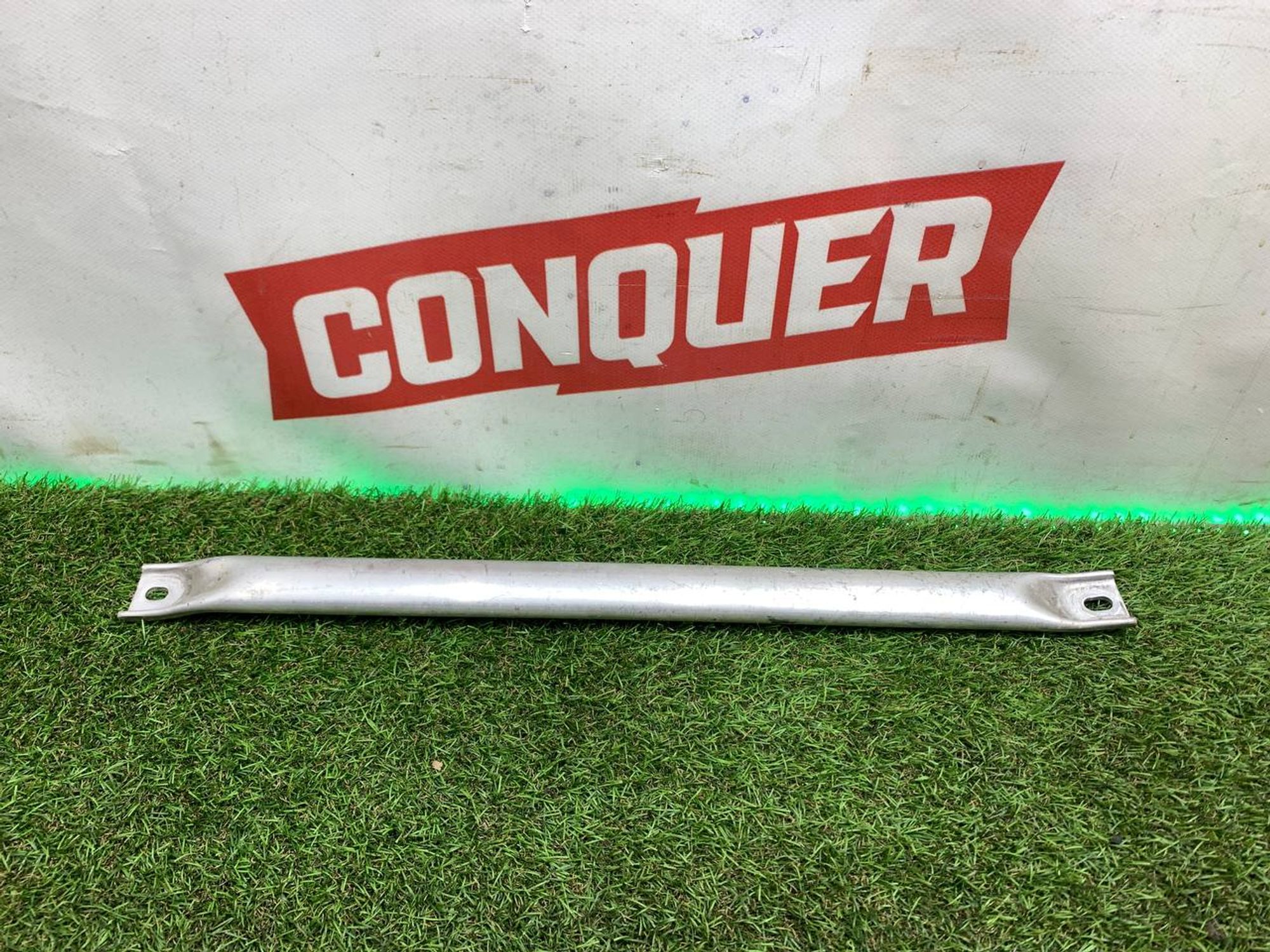 https://ycs.partsauto.market/partsauto-images/thmbs/userImages/h353NjtZg3VDP19b5HMt7LlpbQ93/part/e83e8856-3b19-4013-a77d-013e1ebf3a80_1718725685841.jpg