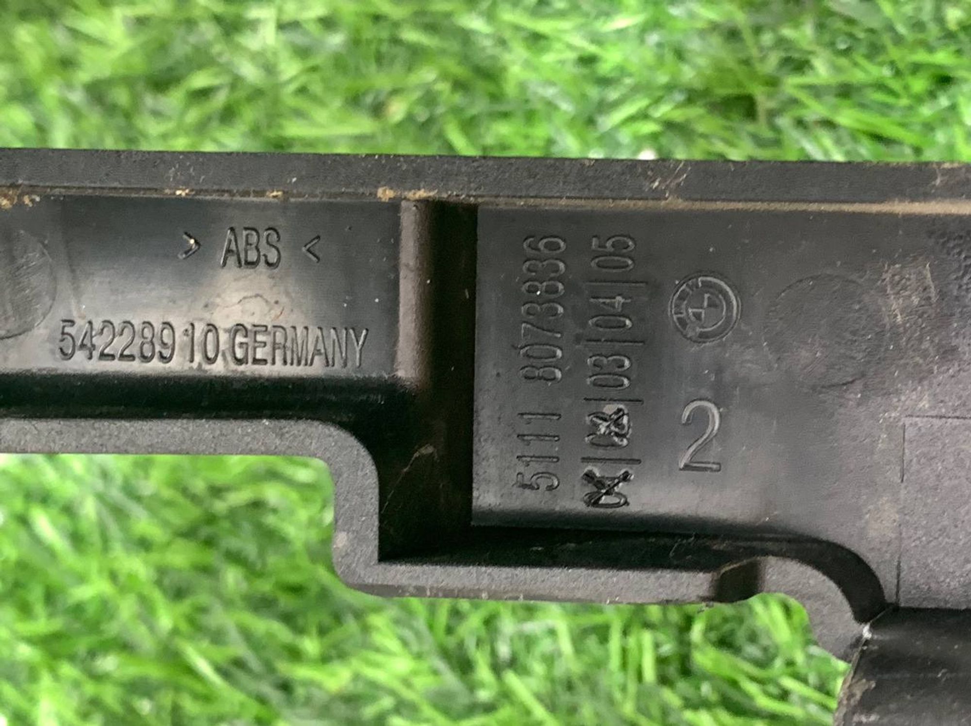 https://ycs.partsauto.market/partsauto-images/thmbs/userImages/h353NjtZg3VDP19b5HMt7LlpbQ93/part/e8602652-bc5d-4b42-9fe6-47895d5aa93a_1733410178868.jpg