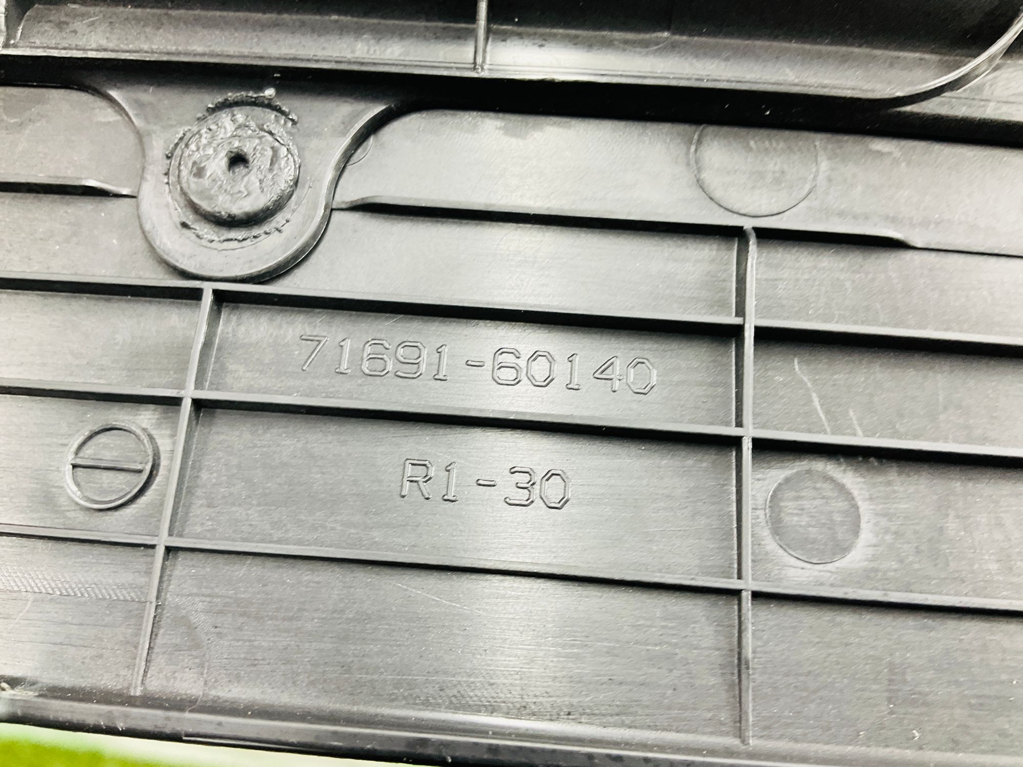 https://ycs.partsauto.market/partsauto-images/thmbs/userImages/h353NjtZg3VDP19b5HMt7LlpbQ93/part/e8cbc6c0-2c1b-4dde-be54-dcd70803a618_1779803812240.jpg