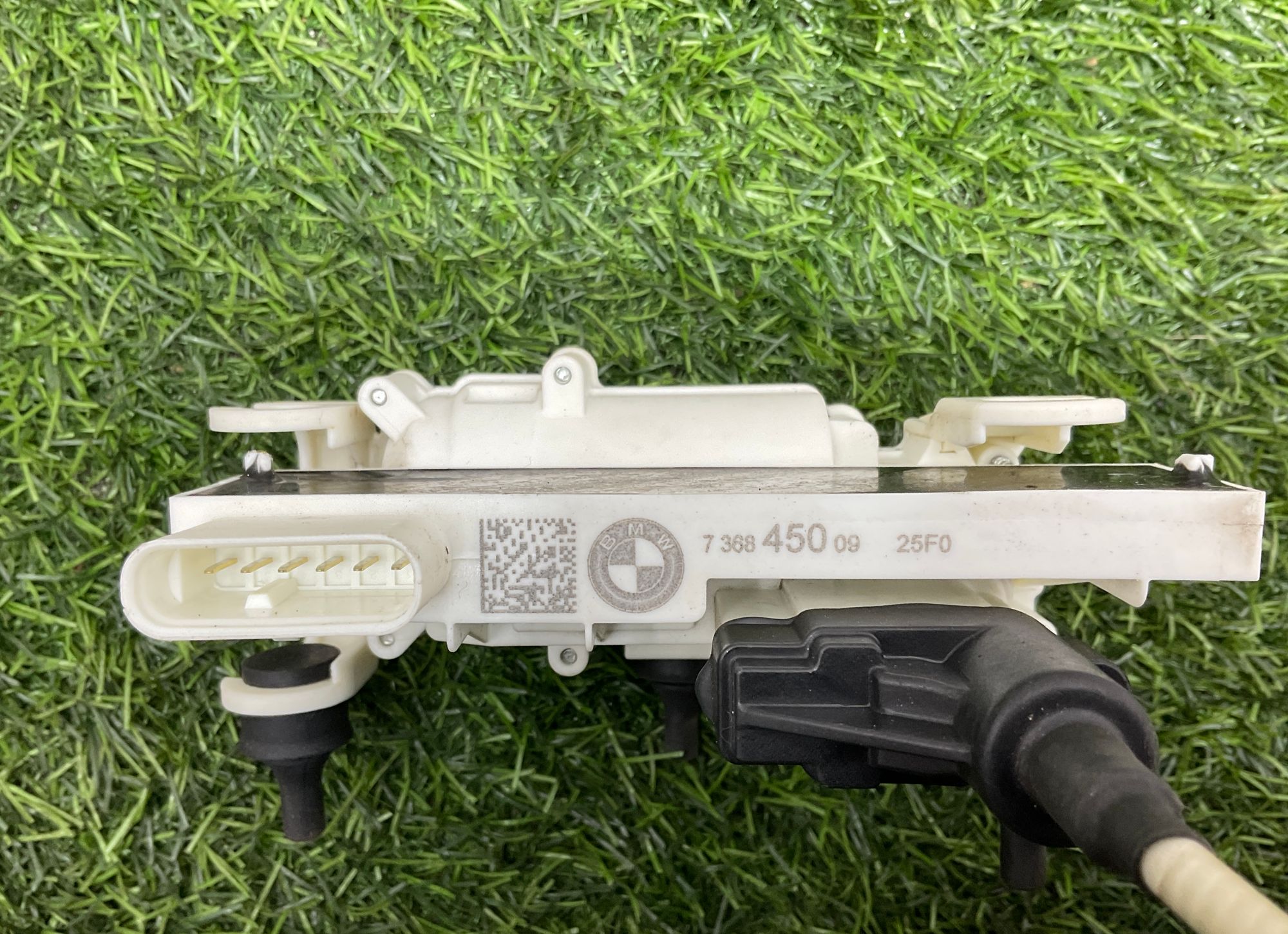 https://ycs.partsauto.market/partsauto-images/thmbs/userImages/h353NjtZg3VDP19b5HMt7LlpbQ93/part/e942bbc2-d361-4653-9989-e6f2471f35da_1737448634176.jpg