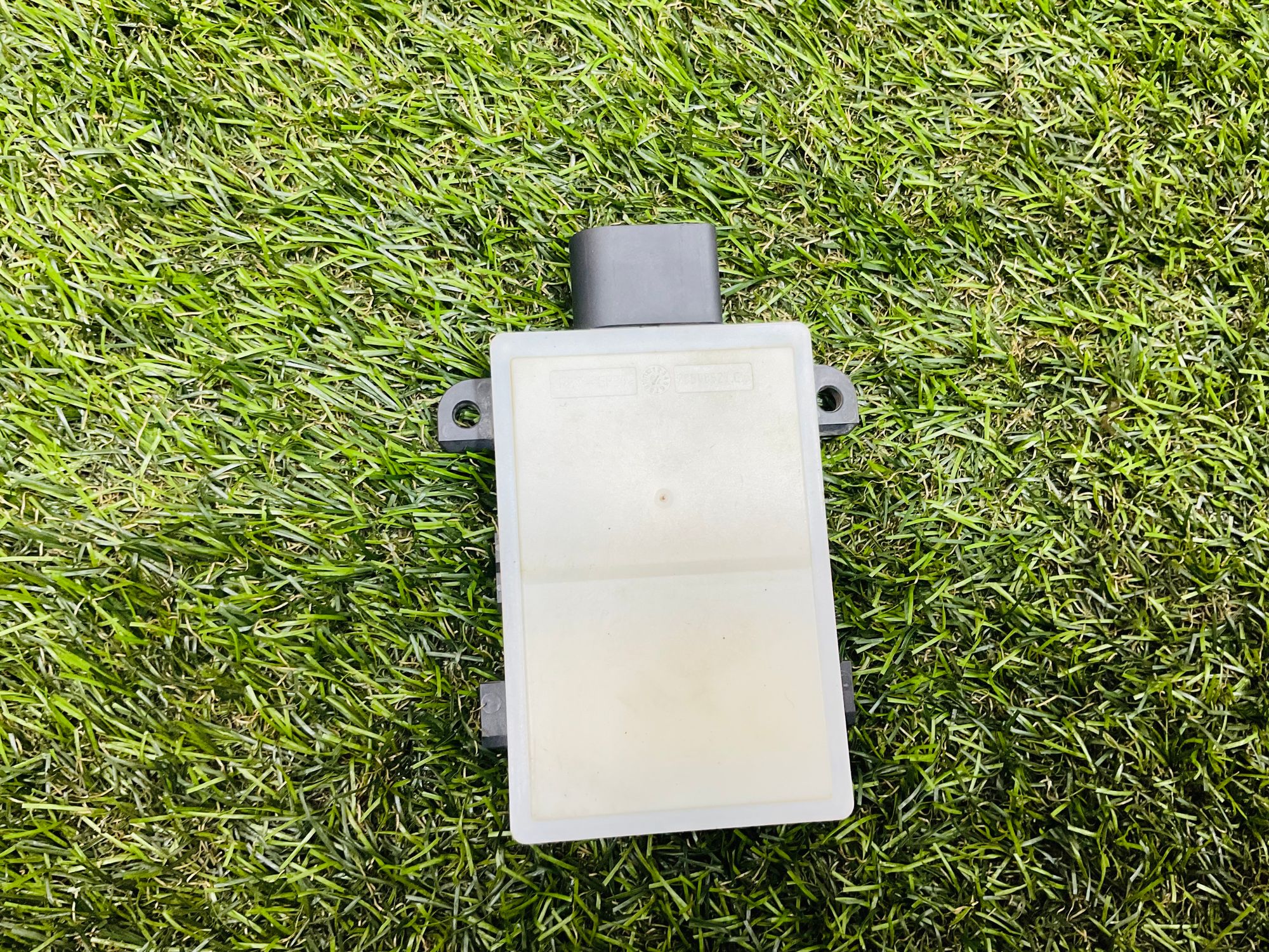 https://ycs.partsauto.market/partsauto-images/thmbs/userImages/h353NjtZg3VDP19b5HMt7LlpbQ93/part/e95782b3-decd-41f4-abeb-b2b5eb658340_1787323931473.jpg