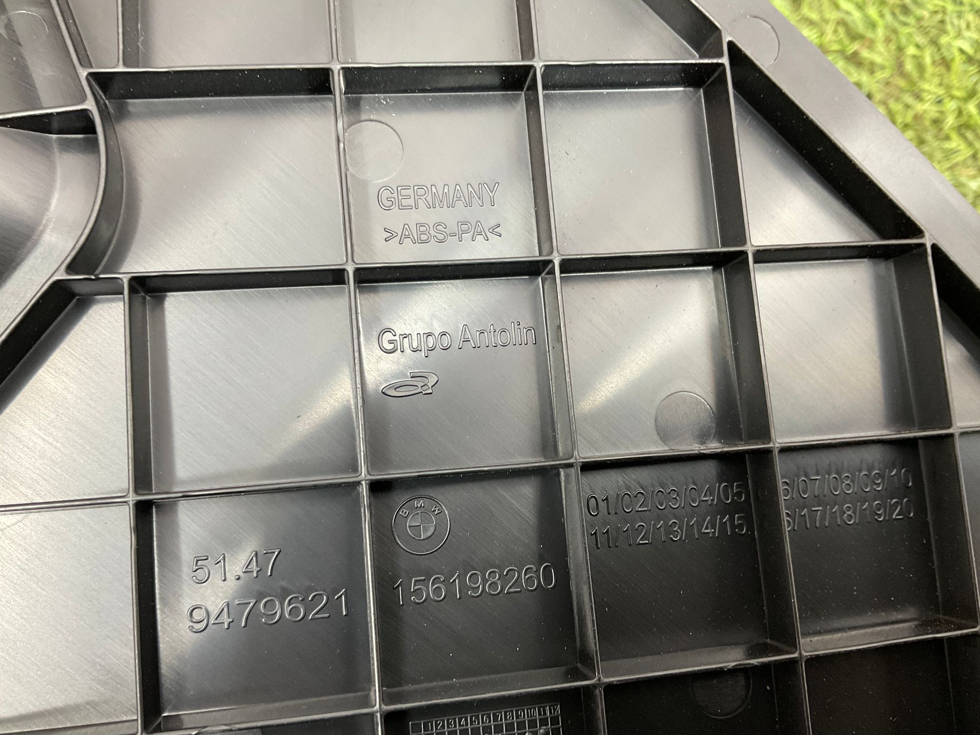 Крышка ящика для инструментов багажника BMW M8 F91/F92/F93 2019, 1000 рублей, Москва