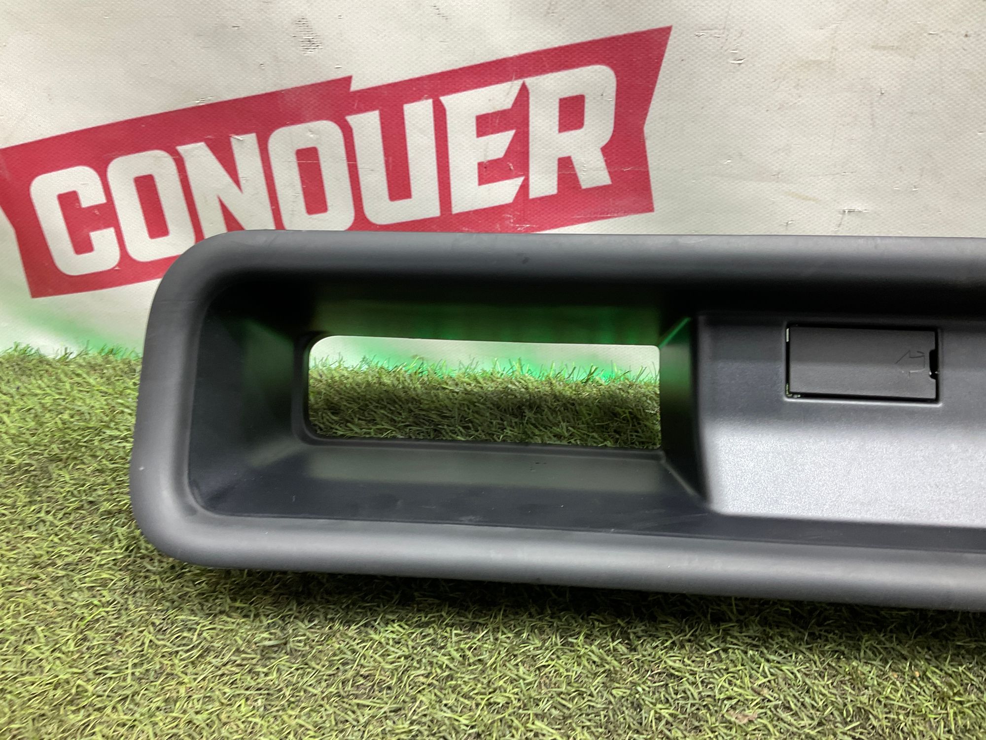 Накладка потолка правая задняя Land Rover Defender II L663 2022, 7500 рублей, Москва