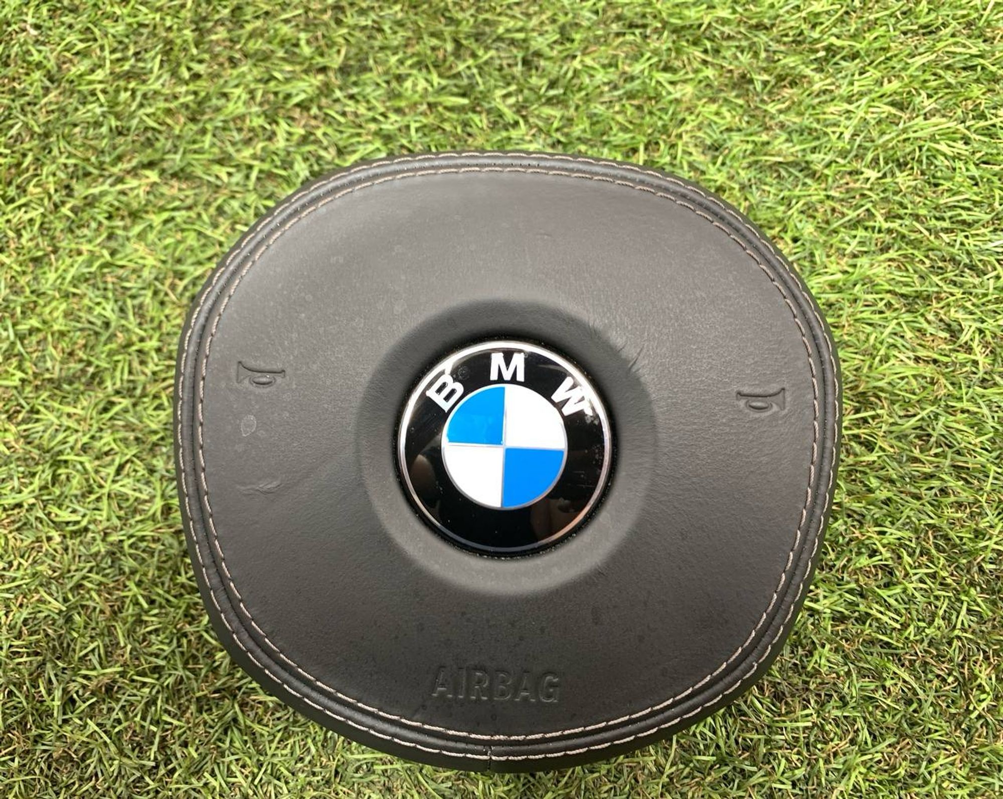 https://ycs.partsauto.market/partsauto-images/thmbs/userImages/h353NjtZg3VDP19b5HMt7LlpbQ93/part/e9c40941-ca3b-4d56-ad48-7af24c463a5a_1718612201680.jpg