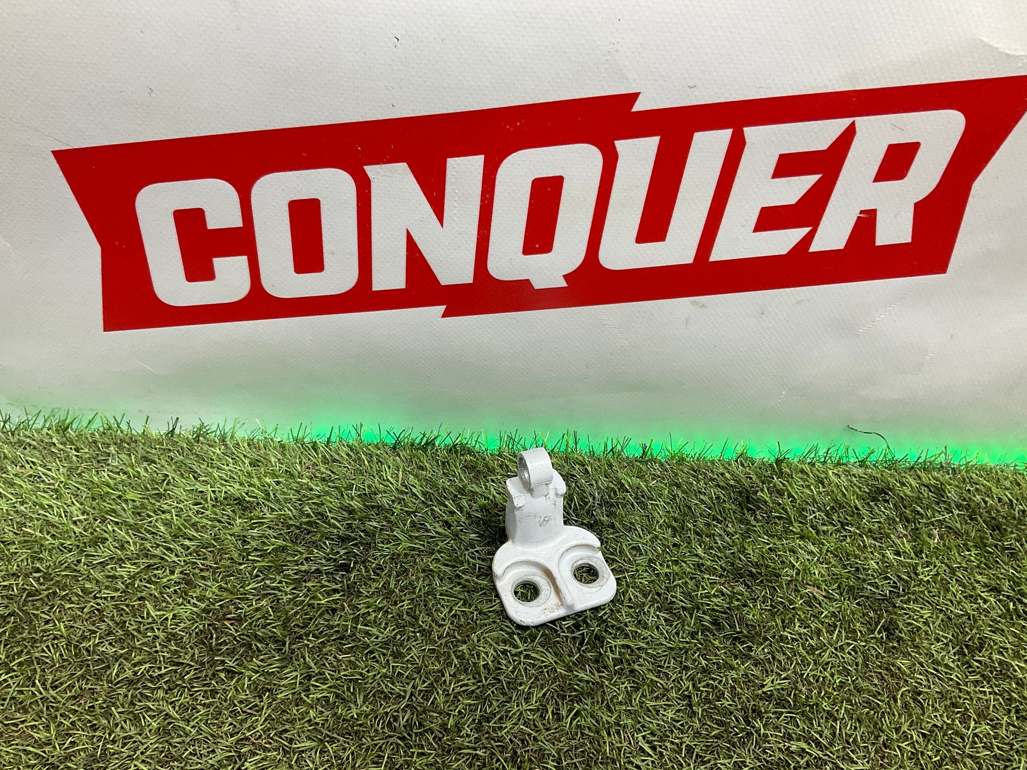 Петля двери левой задней Land Rover Defender II L663 2022, 5500 рублей, Москва