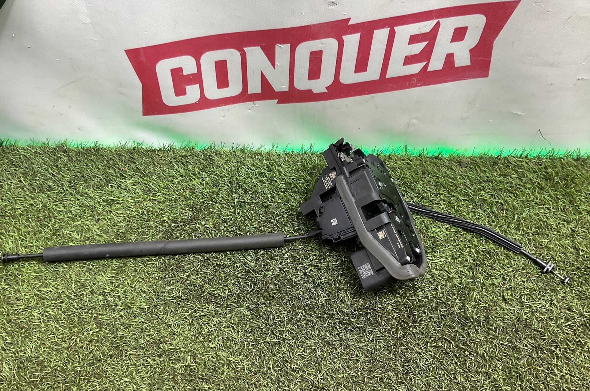 Замок двери левой задней Land Rover Defender II L663 2022, 7000 рублей, Москва