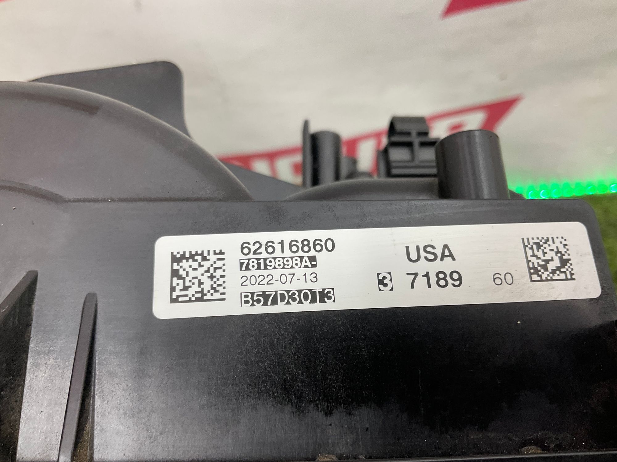 Клапанная крышка BMW X7, G07 рестайлинг B57D30A, 40000 рублей, Москва