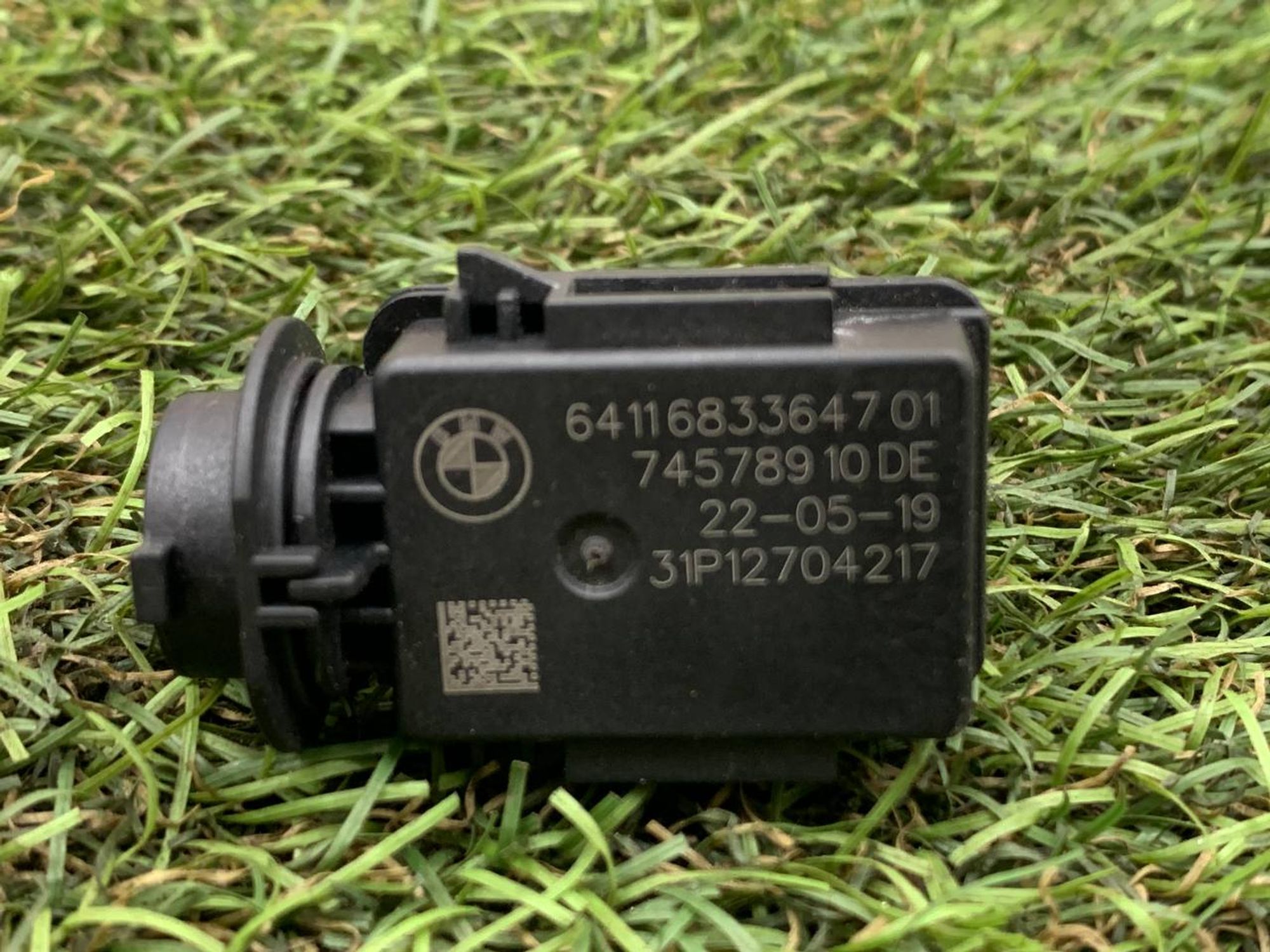 https://ycs.partsauto.market/partsauto-images/thmbs/userImages/h353NjtZg3VDP19b5HMt7LlpbQ93/part/eb90a2e4-5727-4759-9a79-93ba35bc76c3_1718274619986.jpg
