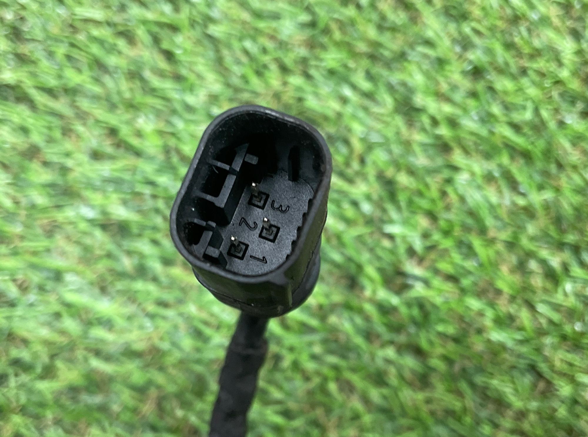 https://ycs.partsauto.market/partsauto-images/thmbs/userImages/h353NjtZg3VDP19b5HMt7LlpbQ93/part/ebade3e8-4f2b-4709-987c-e7709234c15c_1746707726760.jpg