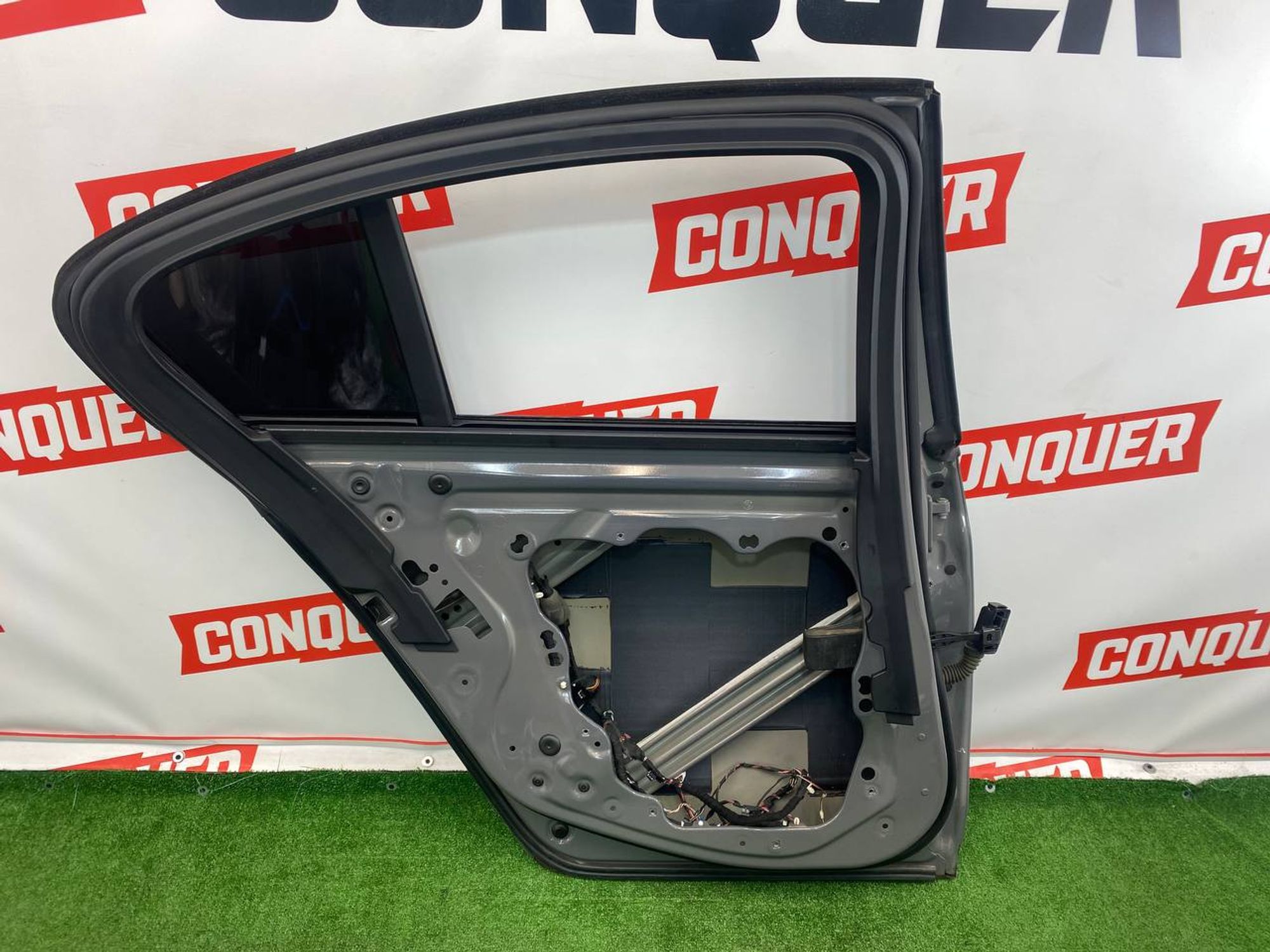 https://ycs.partsauto.market/partsauto-images/thmbs/userImages/h353NjtZg3VDP19b5HMt7LlpbQ93/part/ebdc9205-61aa-40ca-b7e9-b69c3e55771a_1747063829159.jpg