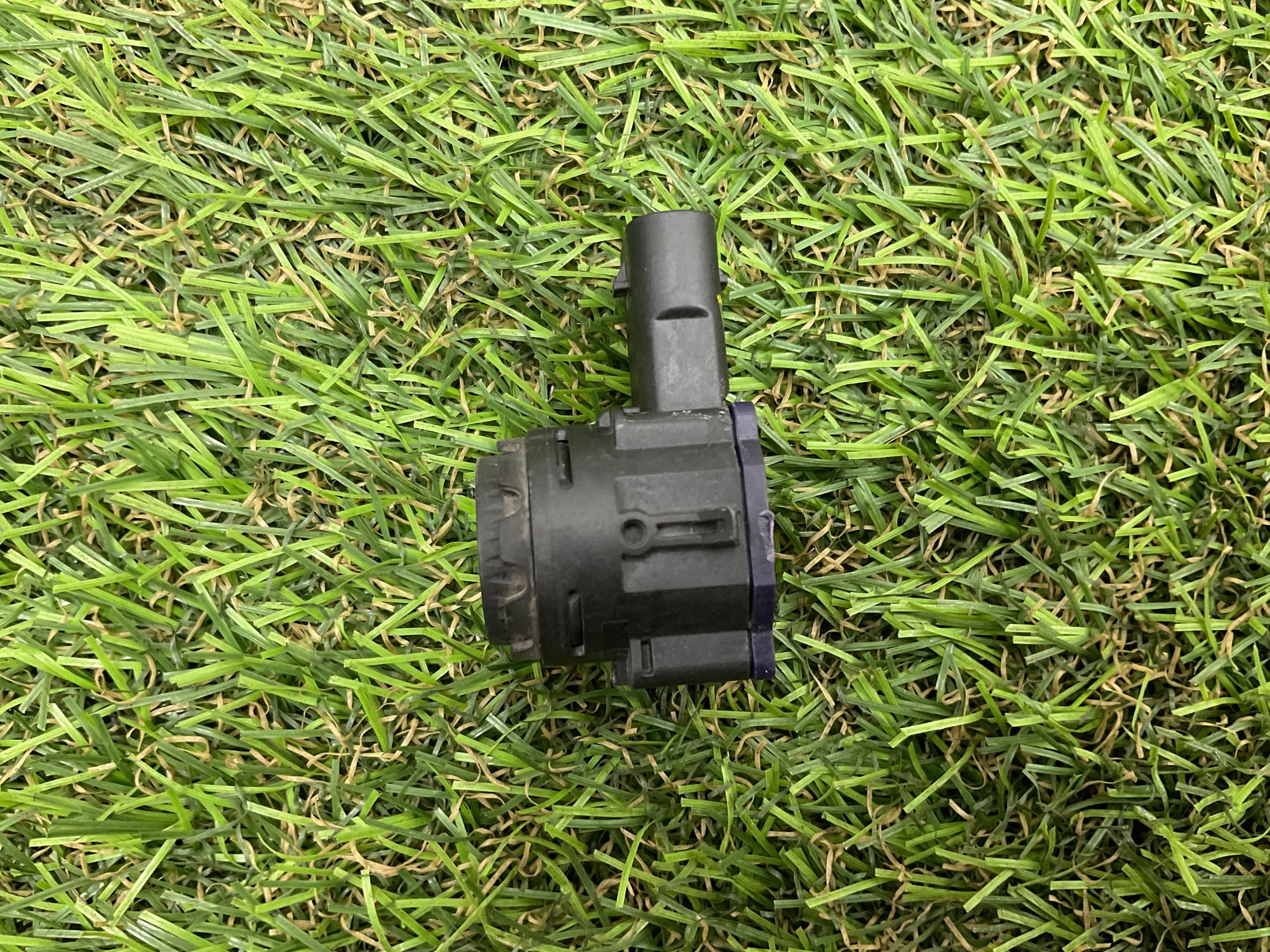 https://ycs.partsauto.market/partsauto-images/thmbs/userImages/h353NjtZg3VDP19b5HMt7LlpbQ93/part/ebea7da5-53fa-47f7-bdf1-00588271a558_1749136225964.jpg