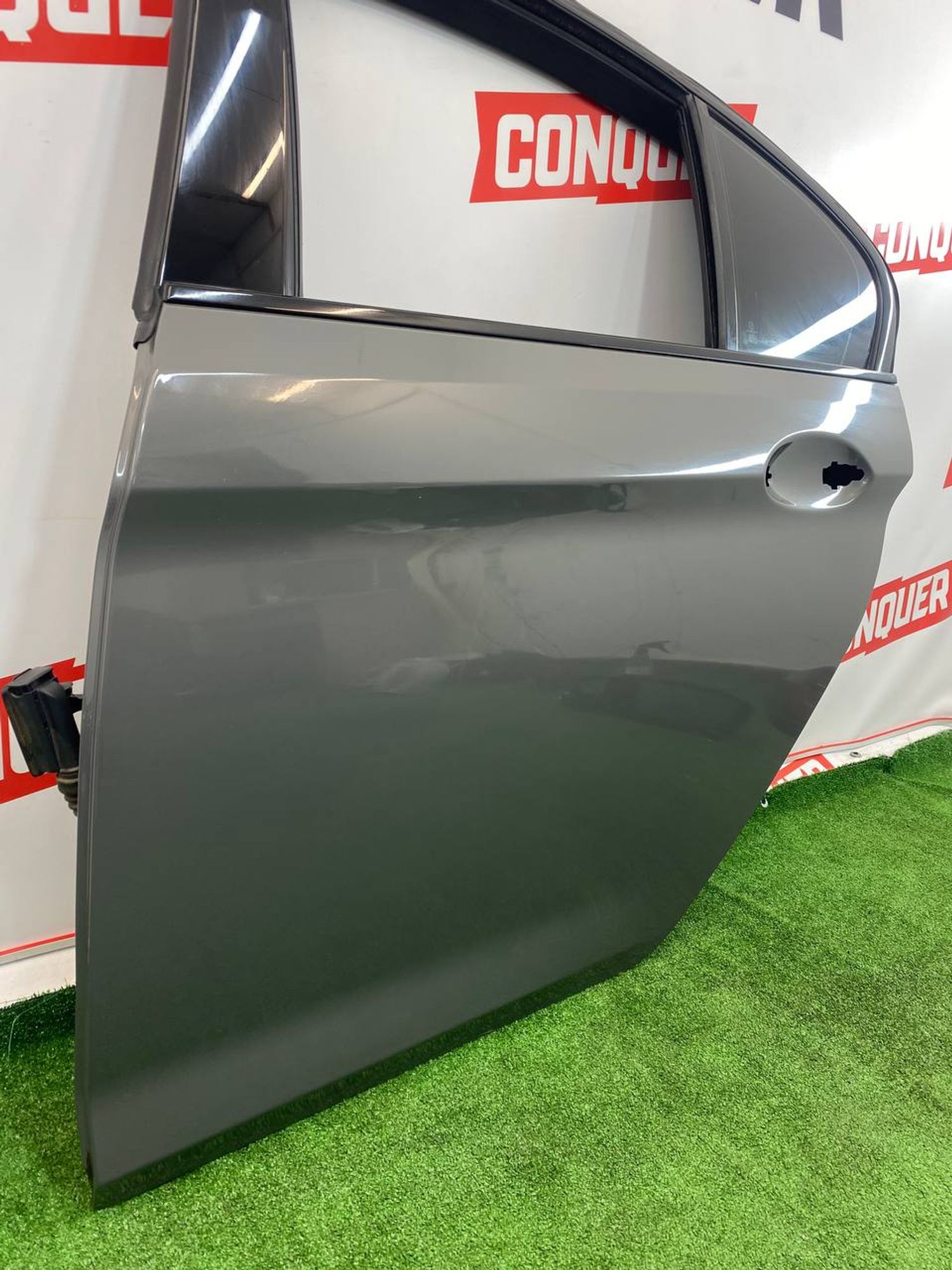 https://ycs.partsauto.market/partsauto-images/thmbs/userImages/h353NjtZg3VDP19b5HMt7LlpbQ93/part/ec83b7d3-0565-4d76-96a7-3496fa3dd387_1747063828930.jpg