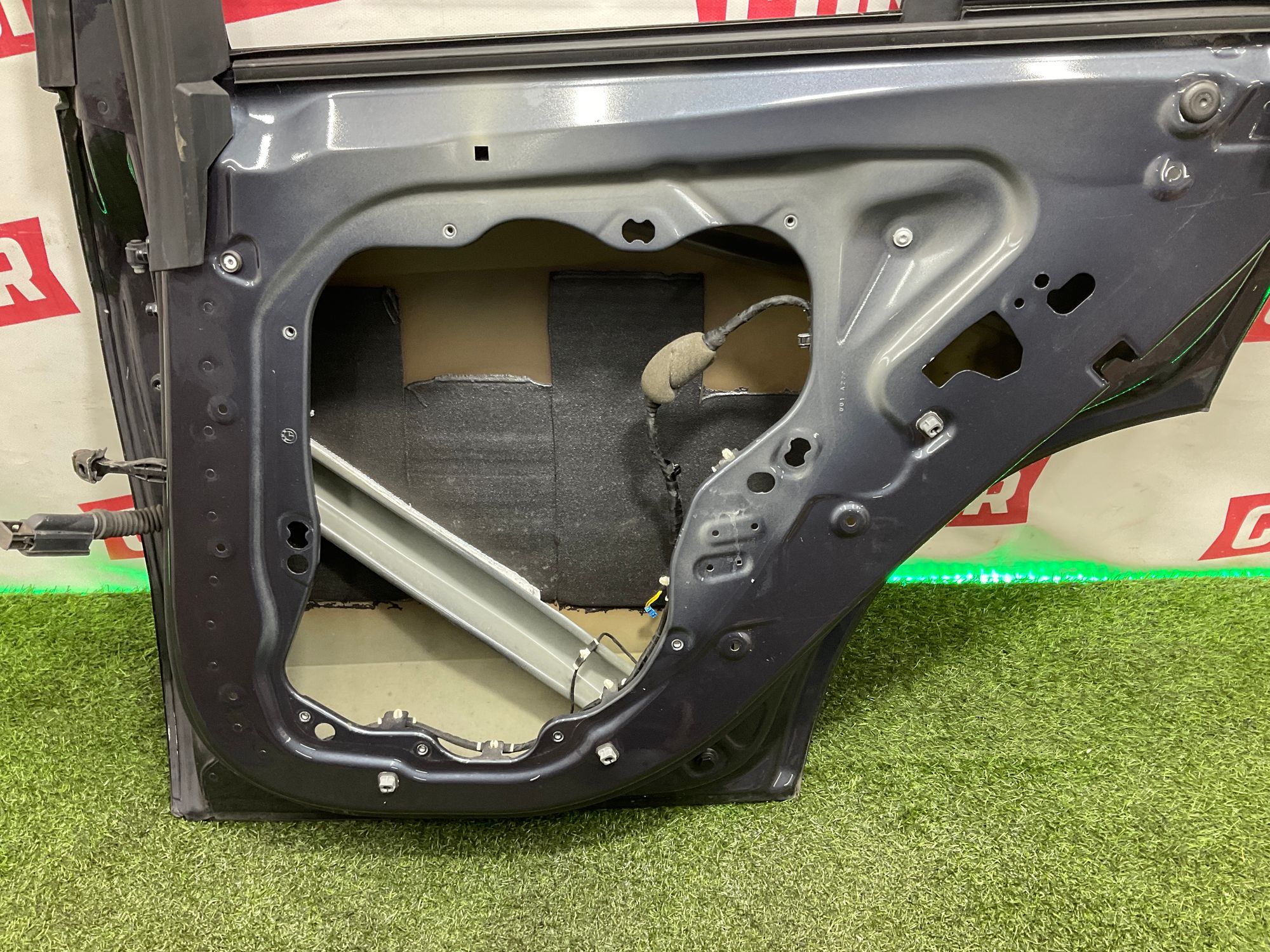 https://ycs.partsauto.market/partsauto-images/thmbs/userImages/h353NjtZg3VDP19b5HMt7LlpbQ93/part/ed063202-20b0-4a6f-b53d-ab497b3560bd_1743068798619.jpg