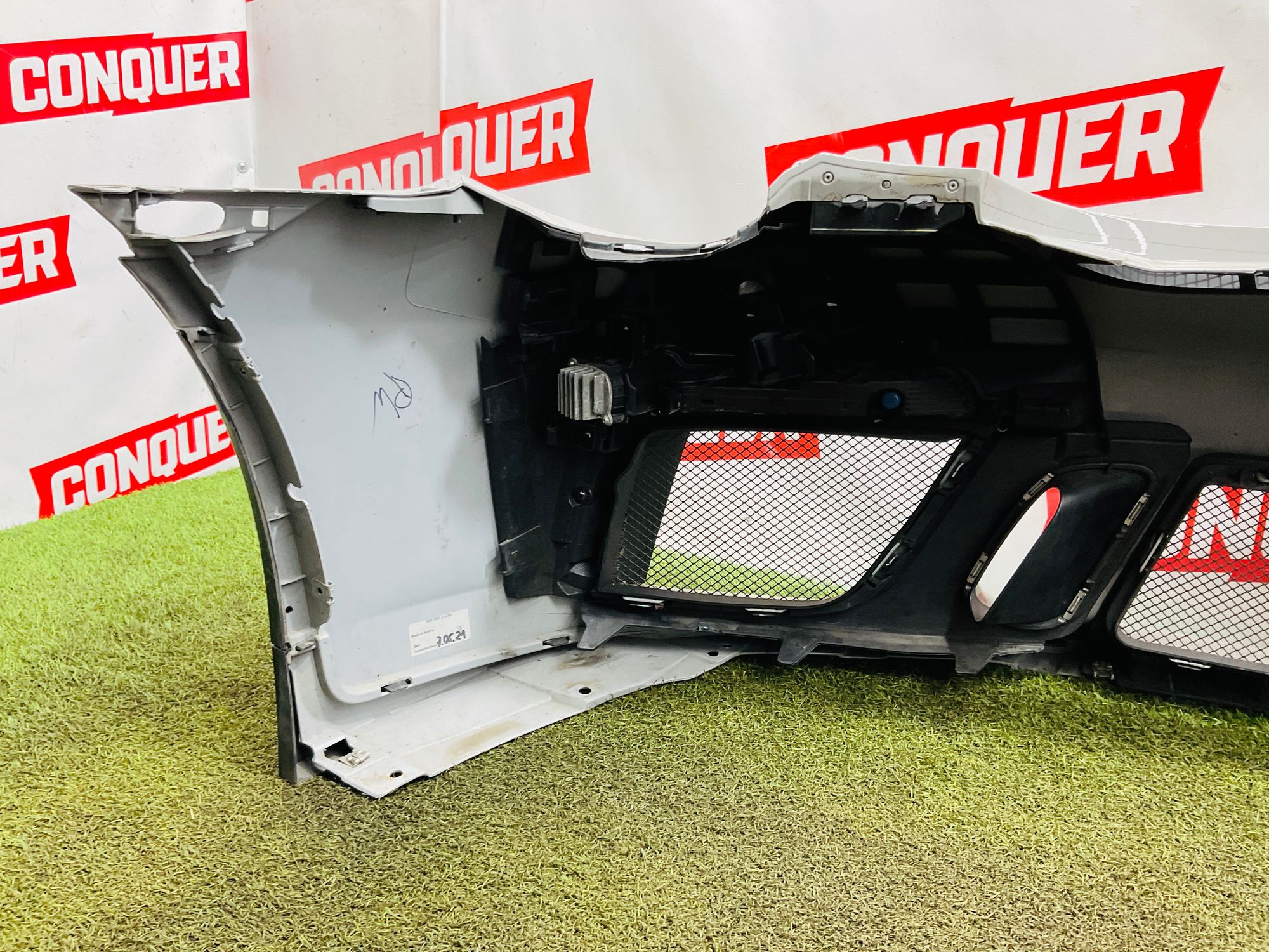 https://ycs.partsauto.market/partsauto-images/thmbs/userImages/h353NjtZg3VDP19b5HMt7LlpbQ93/part/ed340bed-12f6-4cda-a34b-2df1695c32a8_1779464231075.jpg