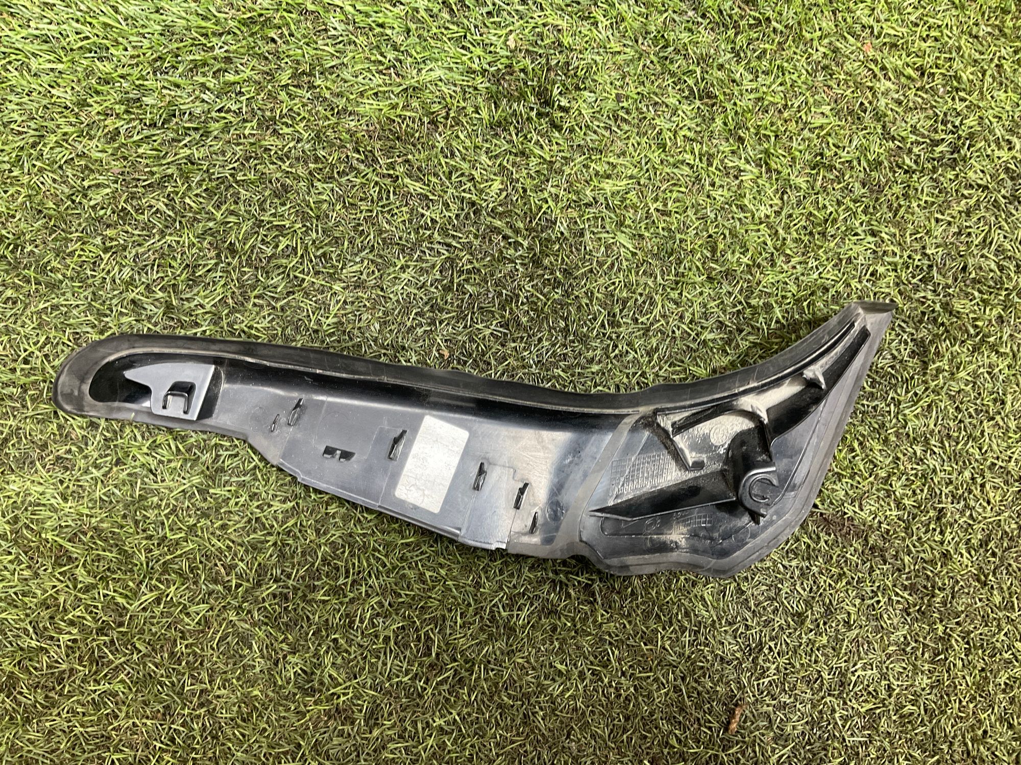 Накладка фонаря правая BMW 5 серия, G30, 1000 рублей, Москва