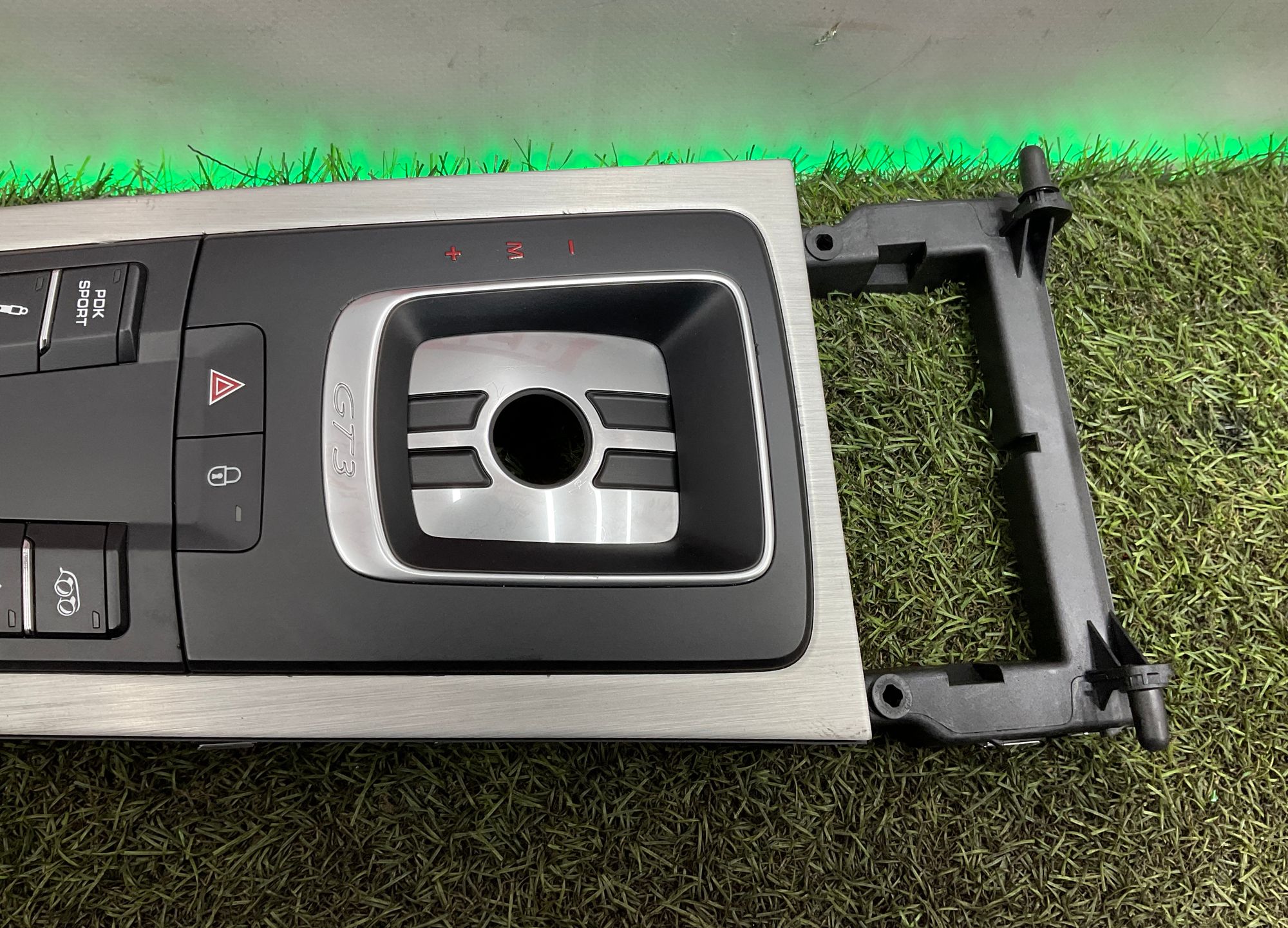 Накладка центральной консоли Porsche 911 GT3 991 Рестайлинг 2018, 75000 рублей, Москва