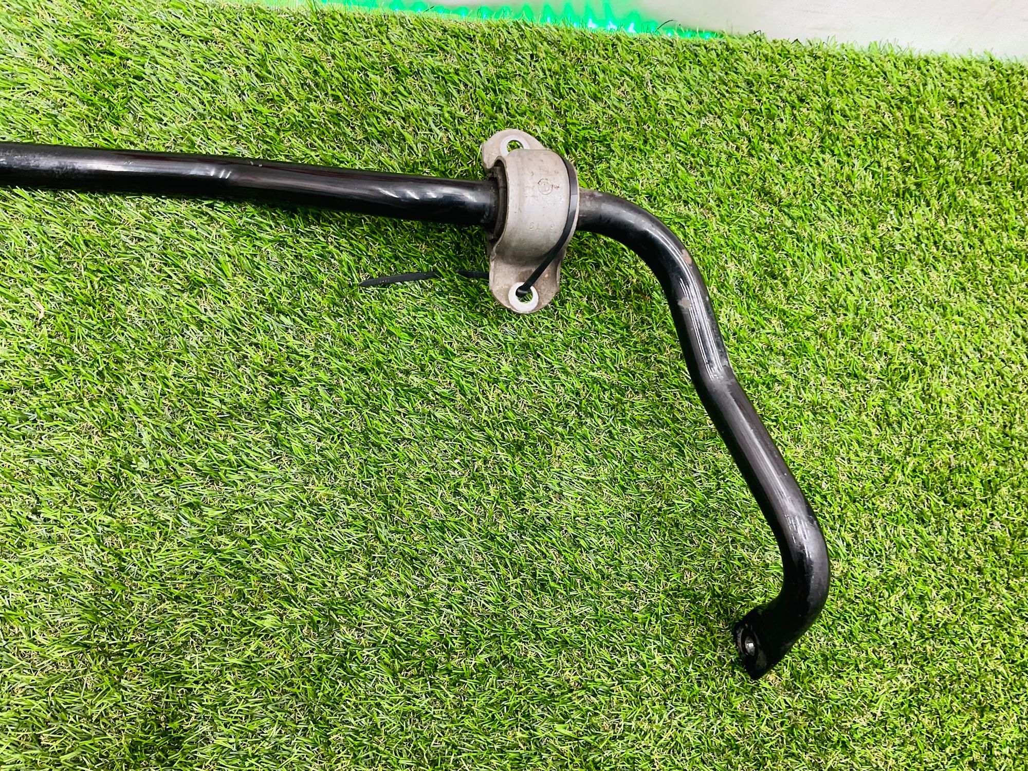 https://ycs.partsauto.market/partsauto-images/thmbs/userImages/h353NjtZg3VDP19b5HMt7LlpbQ93/part/ee4f544c-e085-4ab7-990e-43e068a3df87_1781598310624.jpg