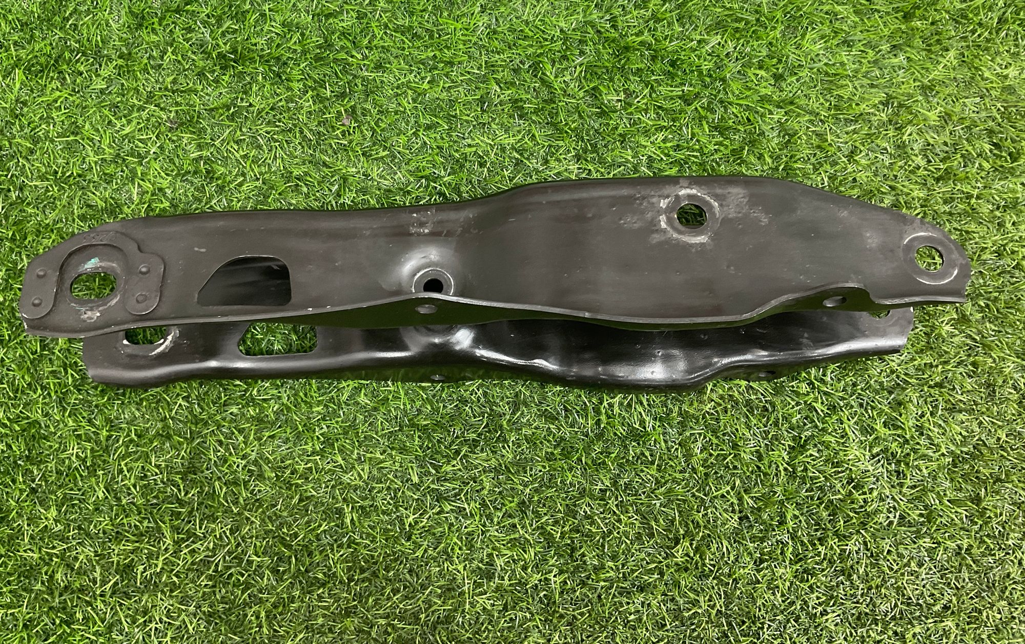 https://ycs.partsauto.market/partsauto-images/thmbs/userImages/h353NjtZg3VDP19b5HMt7LlpbQ93/part/eec41909-ff0b-4f5d-9456-29be89da5a09_1743514399322.jpg