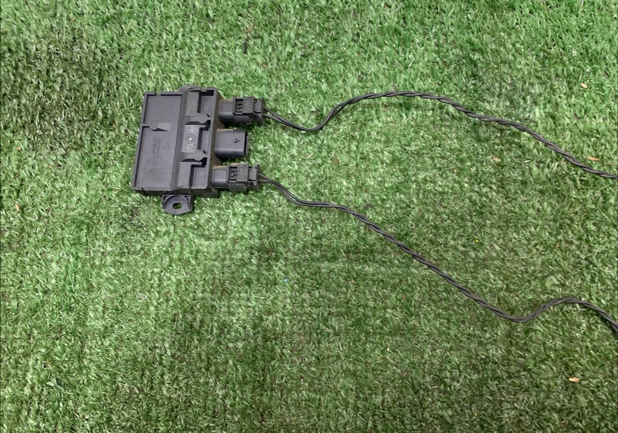 https://ycs.partsauto.market/partsauto-images/thmbs/userImages/h353NjtZg3VDP19b5HMt7LlpbQ93/part/ef70c805-c02f-4964-94fd-cff978c71a85_1731310907264.jpg