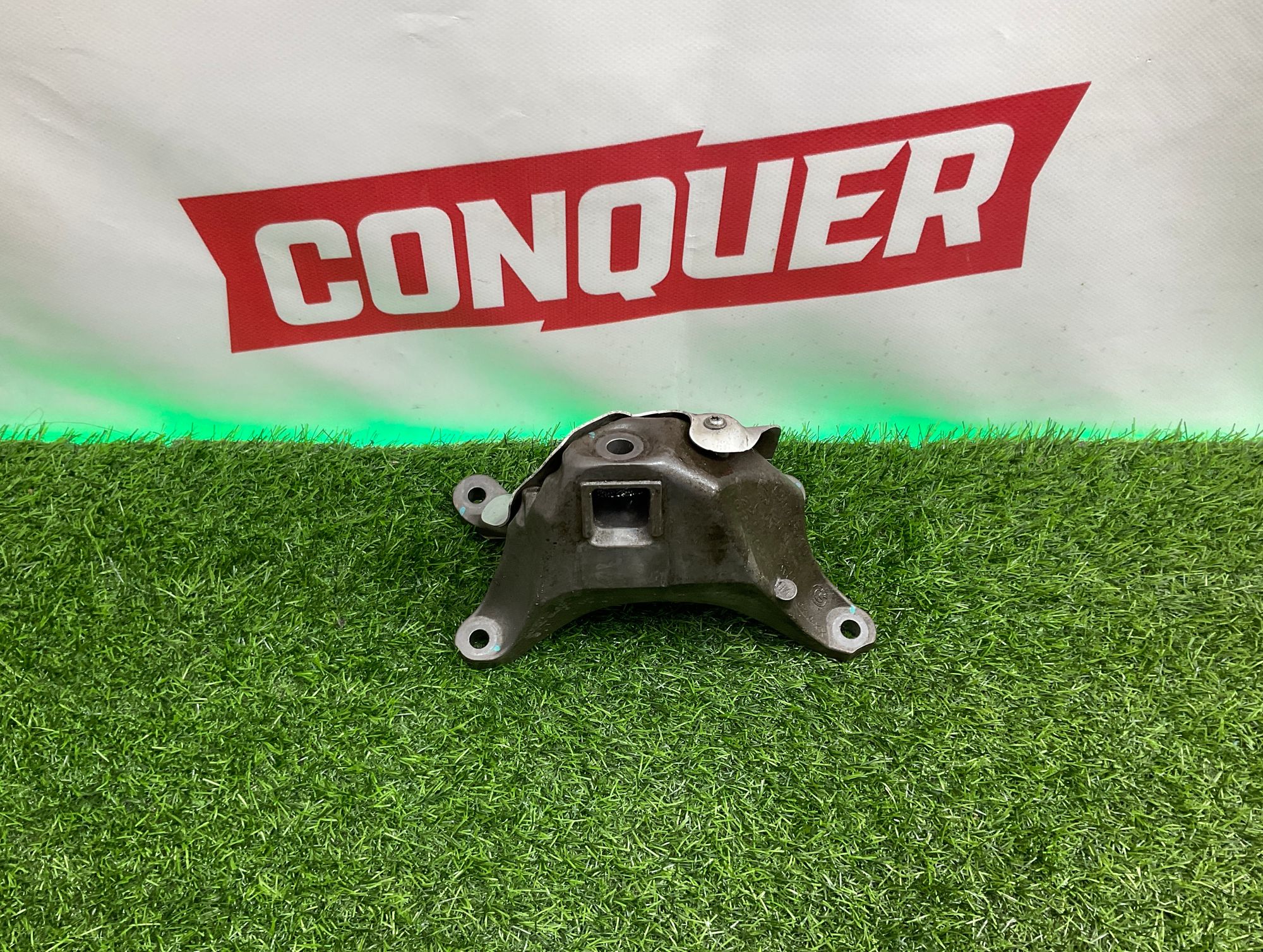 https://ycs.partsauto.market/partsauto-images/thmbs/userImages/h353NjtZg3VDP19b5HMt7LlpbQ93/part/efc0ad3e-e917-465a-9ba1-0aeaece0134e_1741596625632.jpg