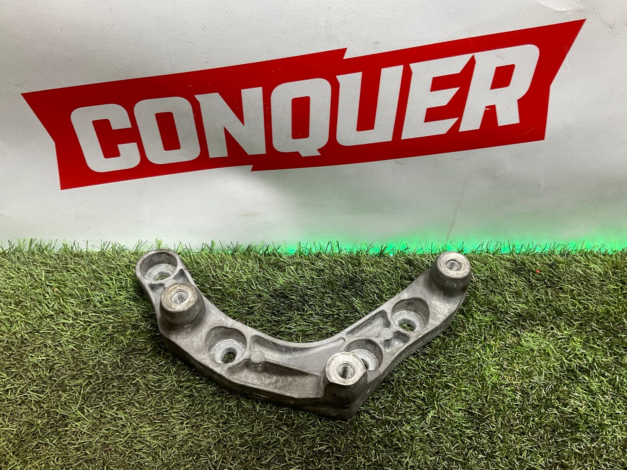 Кронштейн переднего редуктора 654920 Mercedes-Benz E-Класс, W213/S213/C238/A238 (2016—2023), 1000 рублей, Москва