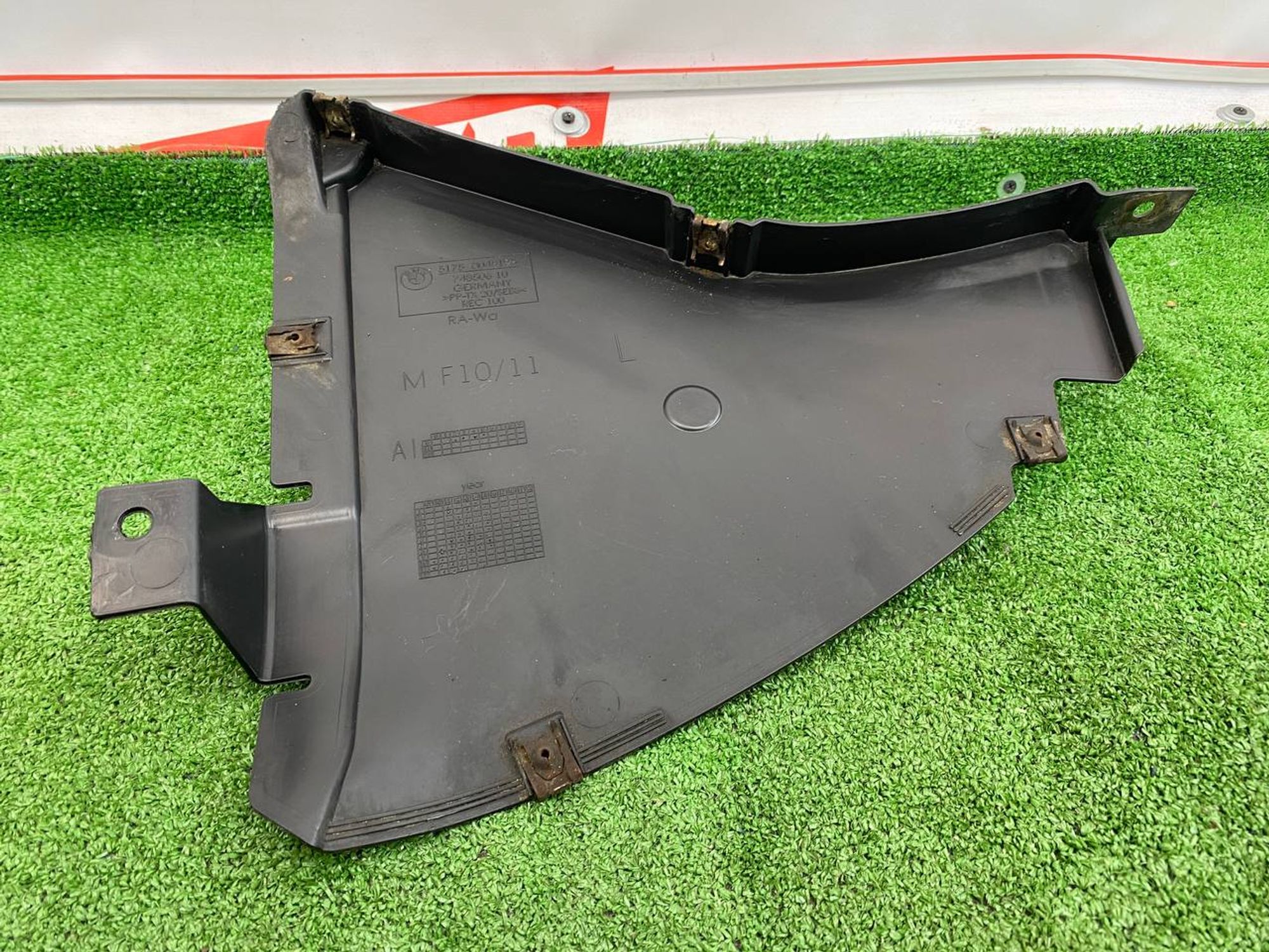 https://ycs.partsauto.market/partsauto-images/thmbs/userImages/h353NjtZg3VDP19b5HMt7LlpbQ93/part/f01b9e99-6fe2-415a-87f3-a9ba0d00e911_1744893410048.jpg