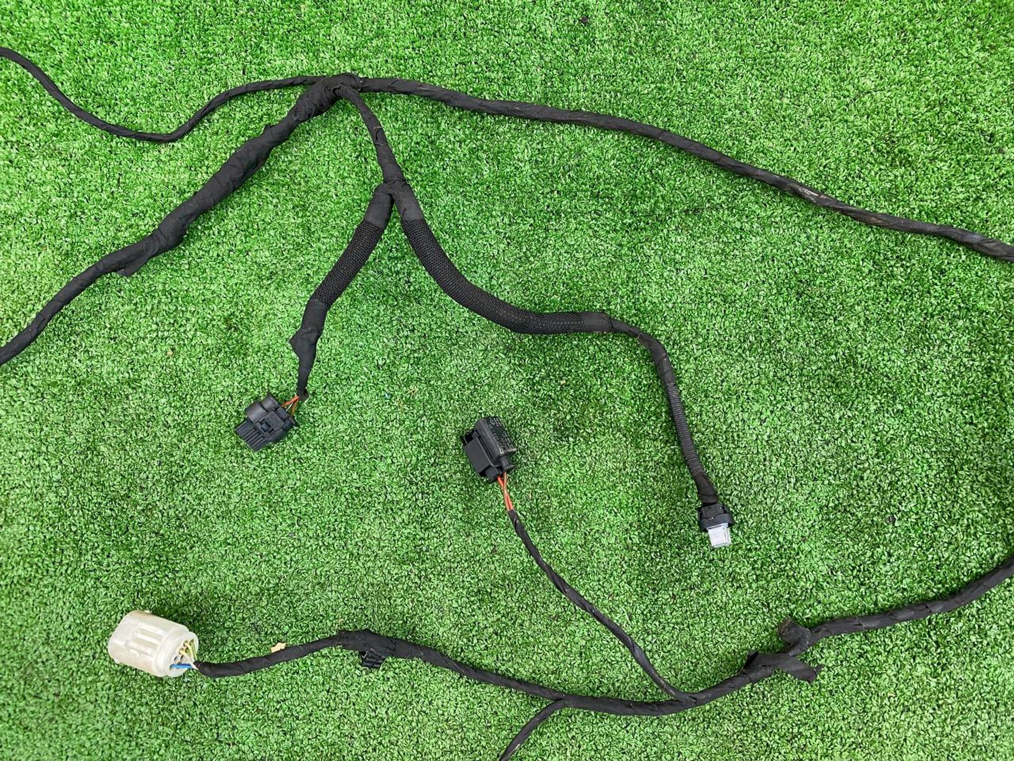 https://ycs.partsauto.market/partsauto-images/thmbs/userImages/h353NjtZg3VDP19b5HMt7LlpbQ93/part/f02224cc-017b-49c6-8592-5729cc694398_1745498804448.jpg