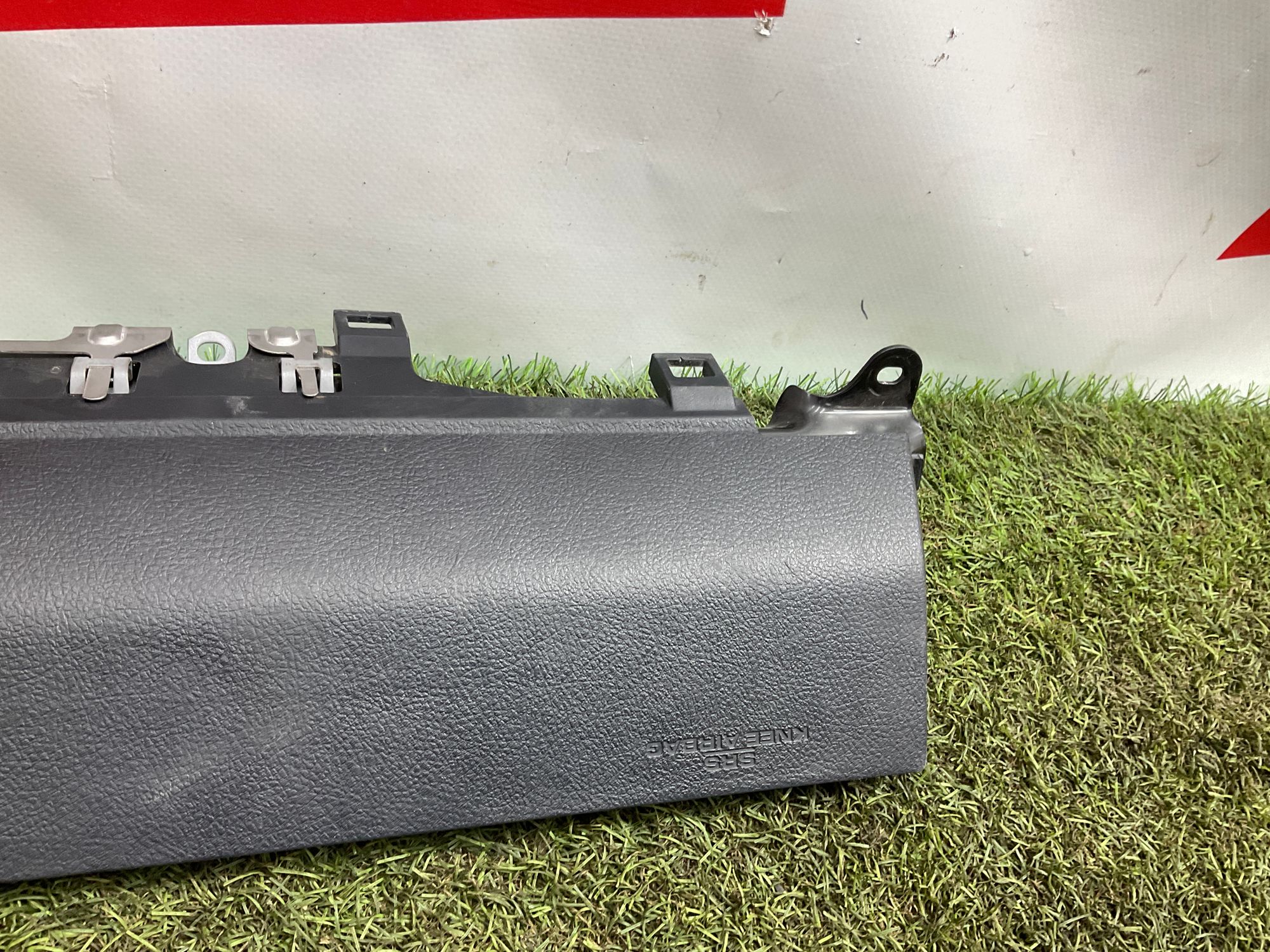 Подушка безопасности в колени Toyota Land Cruiser 200 рестайлинг 2 (2015—2023) 2017, 10000 рублей, Москва