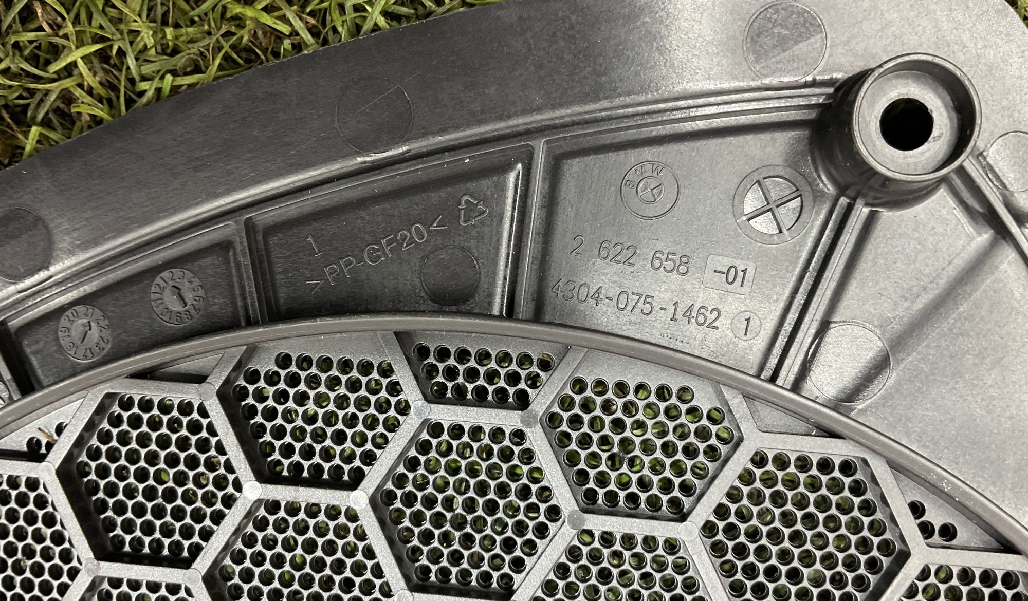 Крышка динамика BMW 3 серия, G20/G21, 1000 рублей, Москва