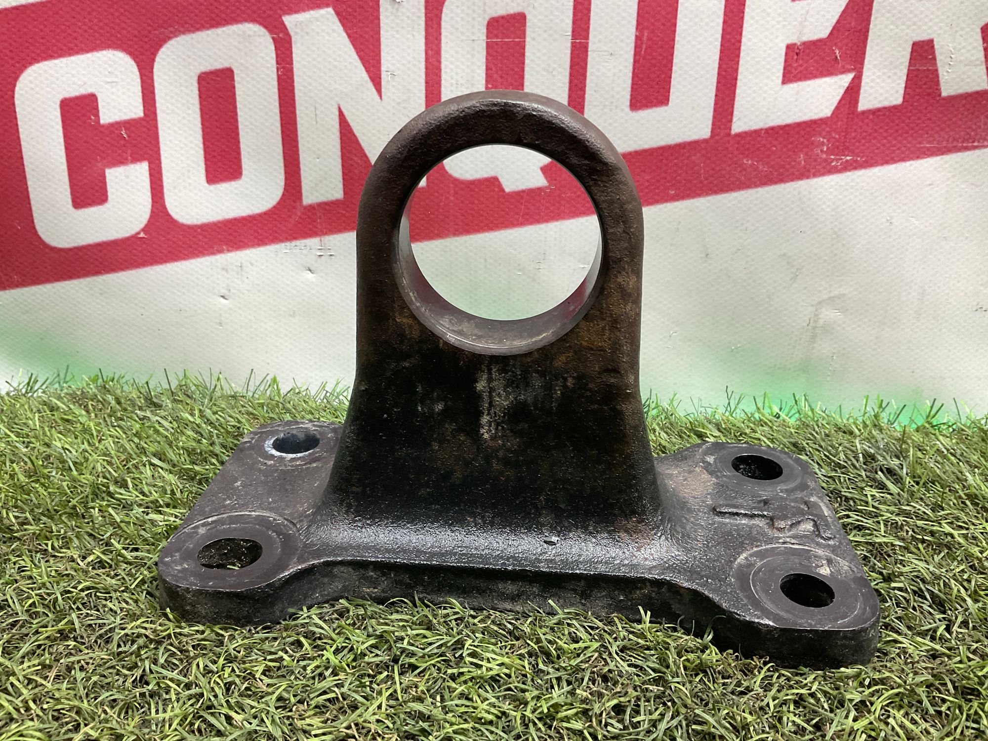 Буксировочная петля задняя Land Rover Defender II L663 2022, 6000 рублей, Москва