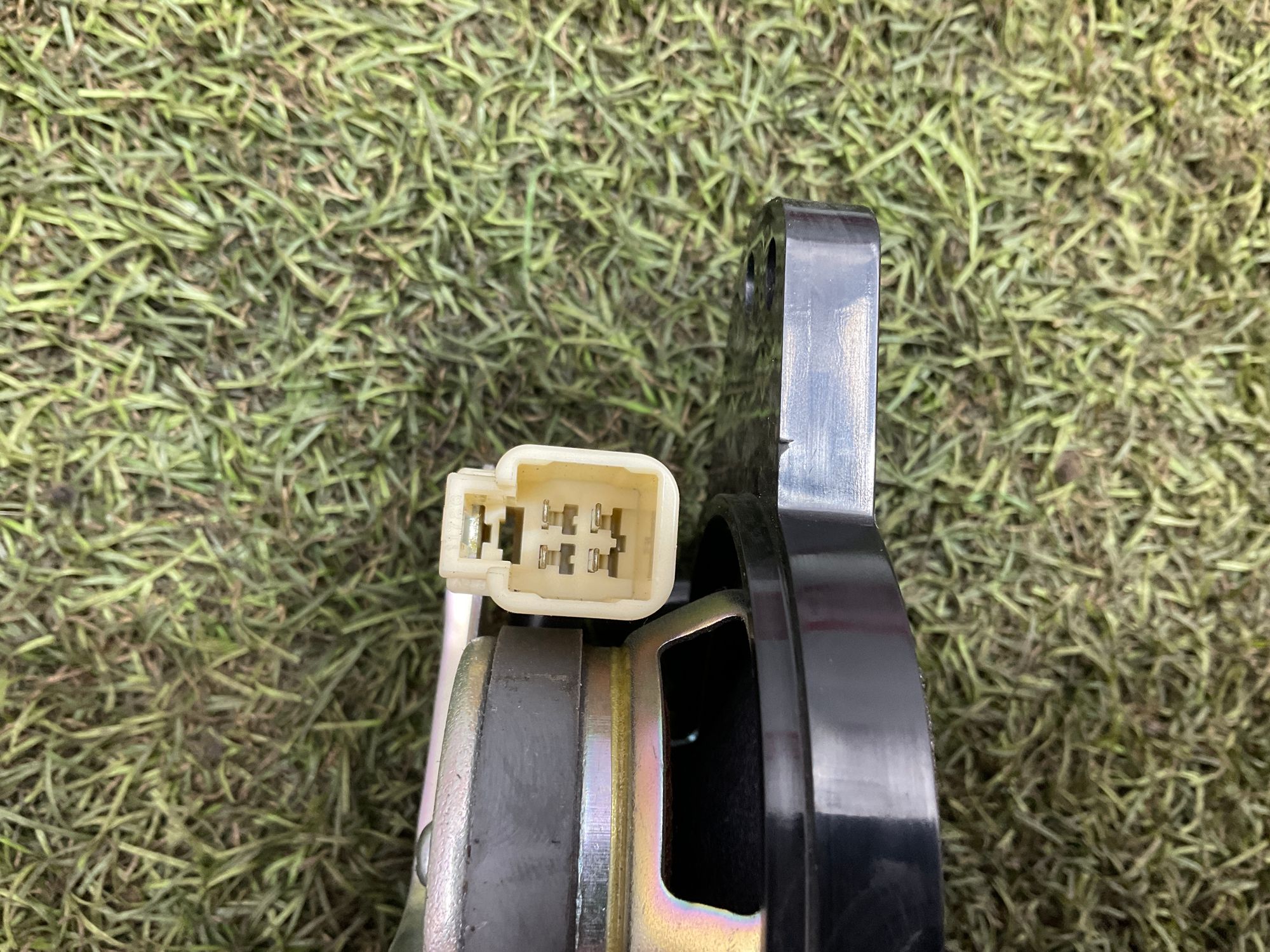 Динамик передней панели Toyota Land Cruiser 200 рестайлинг 2 (2015—2023) 2017, 3000 рублей, Москва