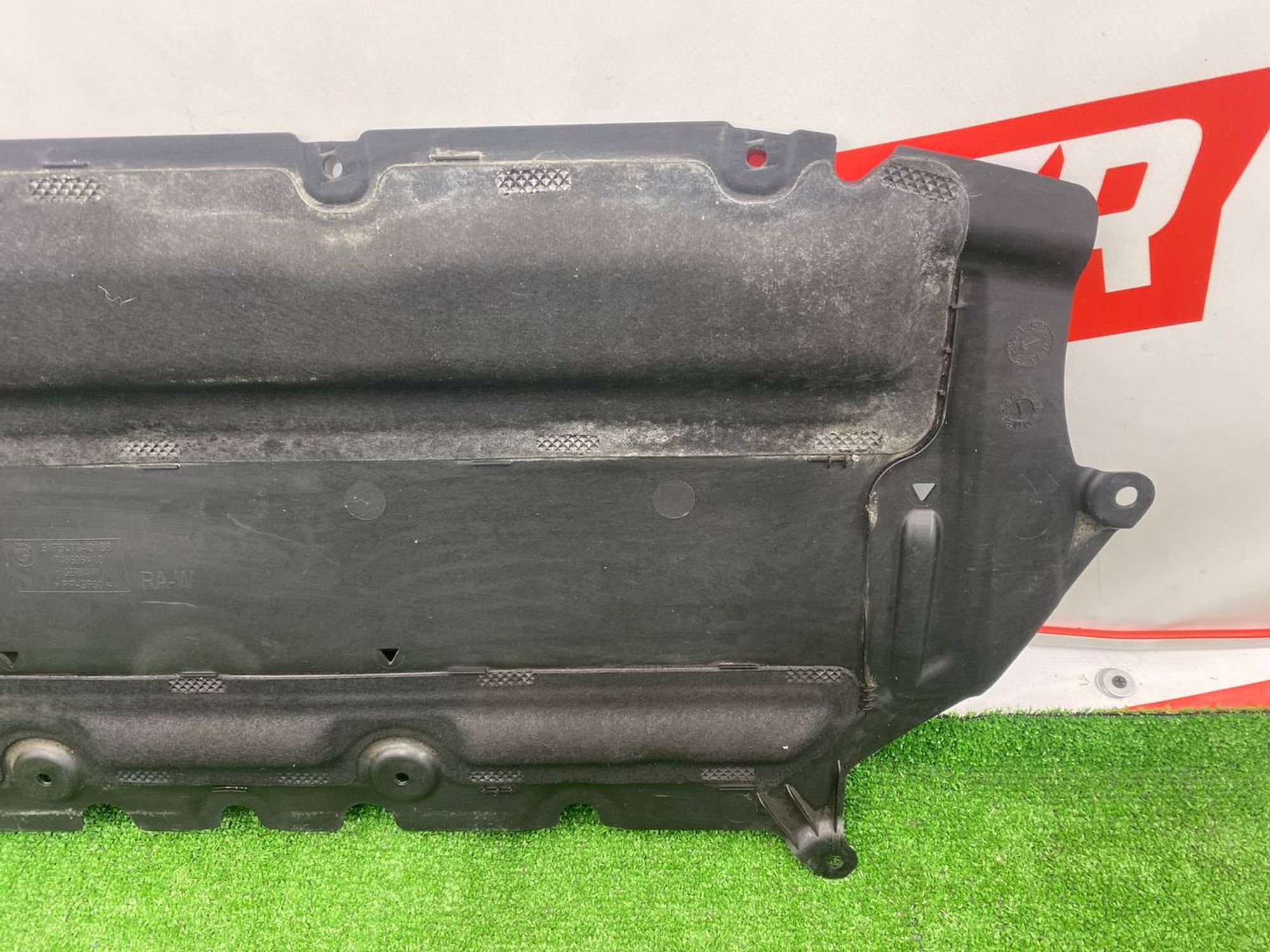 https://ycs.partsauto.market/partsauto-images/thmbs/userImages/h353NjtZg3VDP19b5HMt7LlpbQ93/part/f0ede841-ffe7-41a4-8000-3ed346942c51_1748339970481.jpg