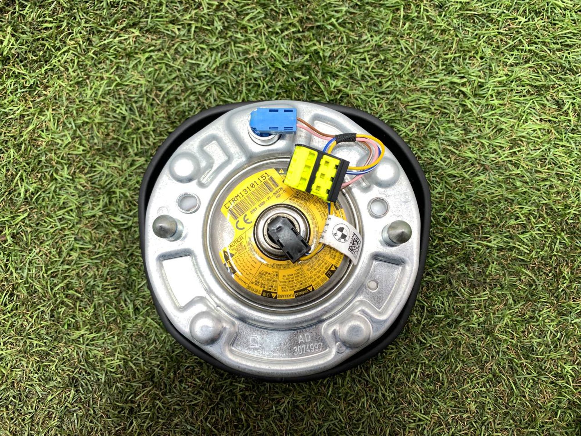 https://ycs.partsauto.market/partsauto-images/thmbs/userImages/h353NjtZg3VDP19b5HMt7LlpbQ93/part/f0fb2b54-0510-4512-9491-b69e8c7f315b_1718612201801.jpg