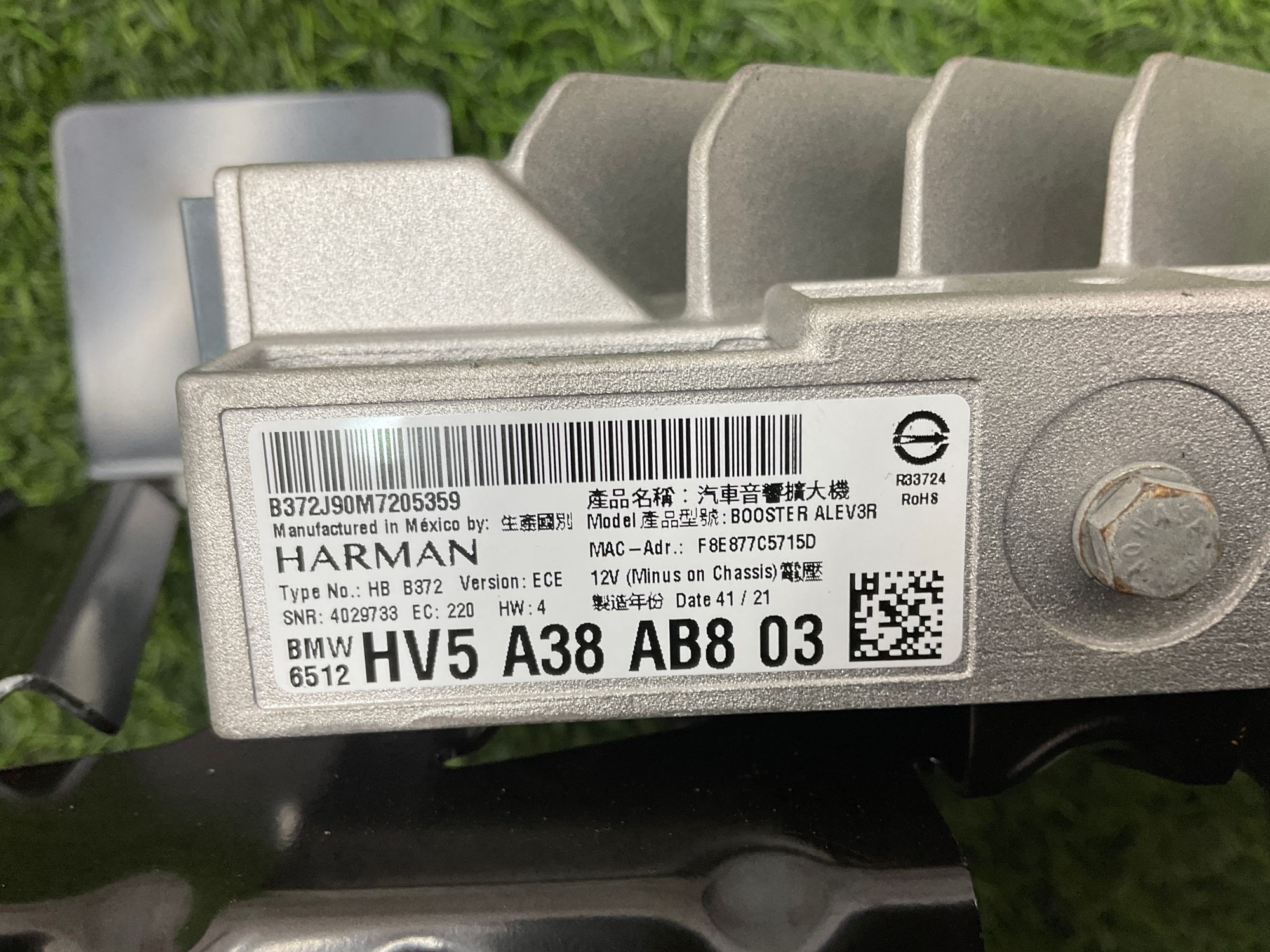 https://ycs.partsauto.market/partsauto-images/thmbs/userImages/h353NjtZg3VDP19b5HMt7LlpbQ93/part/f114ef34-2f4e-45a1-986c-a6c72b7ba5ea_1734449889631.jpg