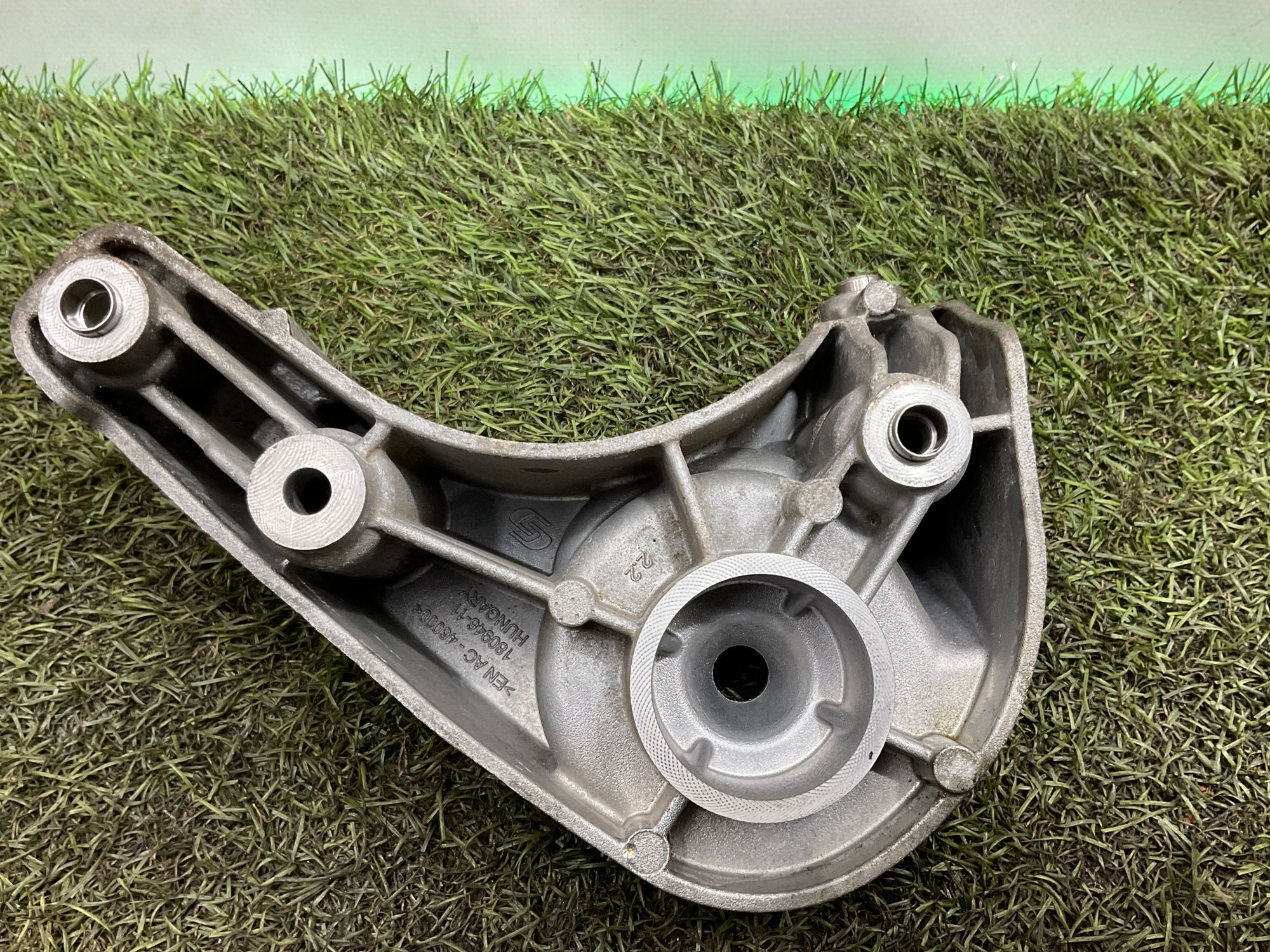 Кронштейн двигатель BMW M5, F90 рестайлинг 2024, 2000 рублей, Москва