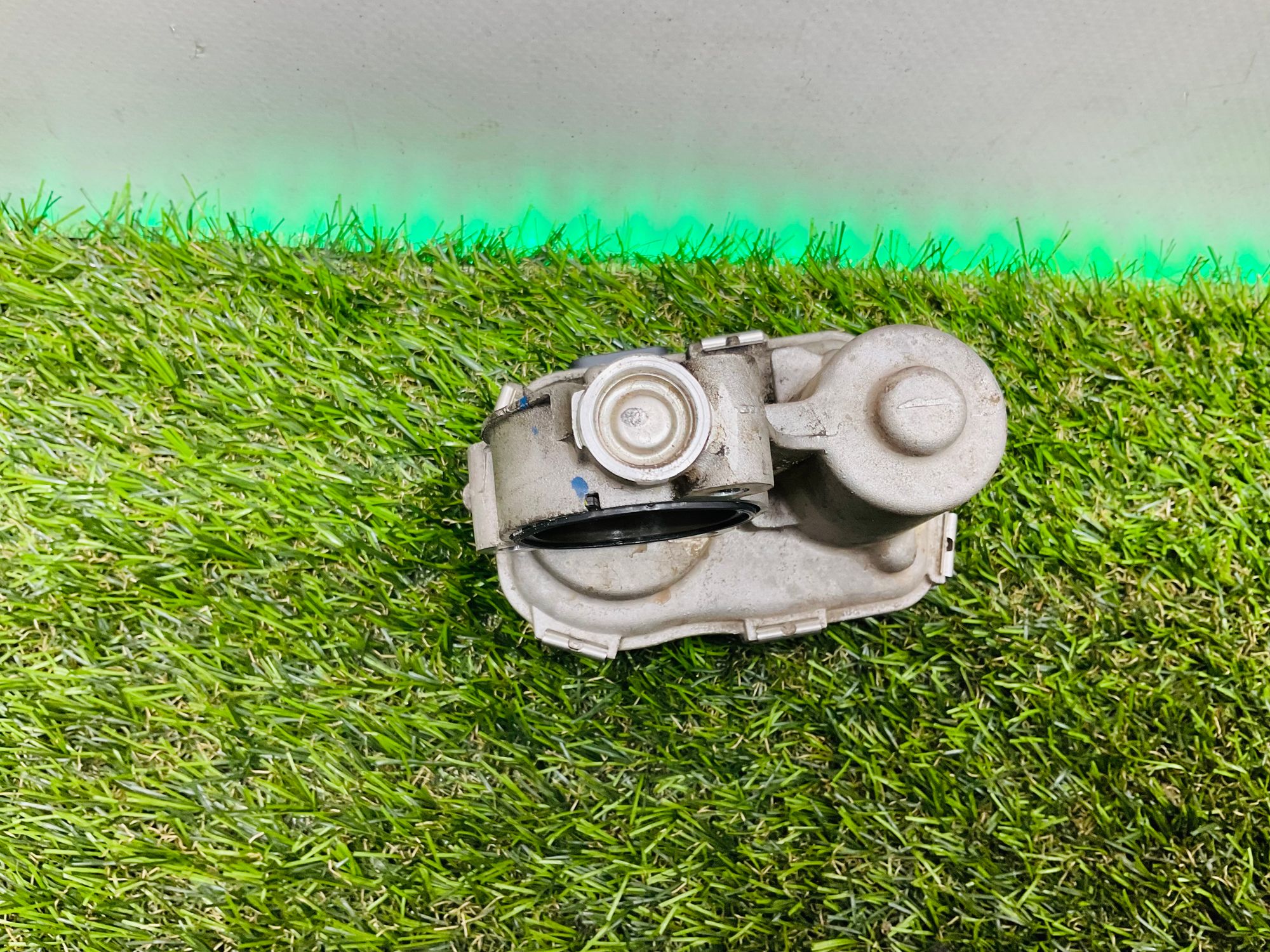 https://ycs.partsauto.market/partsauto-images/thmbs/userImages/h353NjtZg3VDP19b5HMt7LlpbQ93/part/f149e21a-4225-4297-aa61-c9b8f8d95c51_1786024227035.jpg