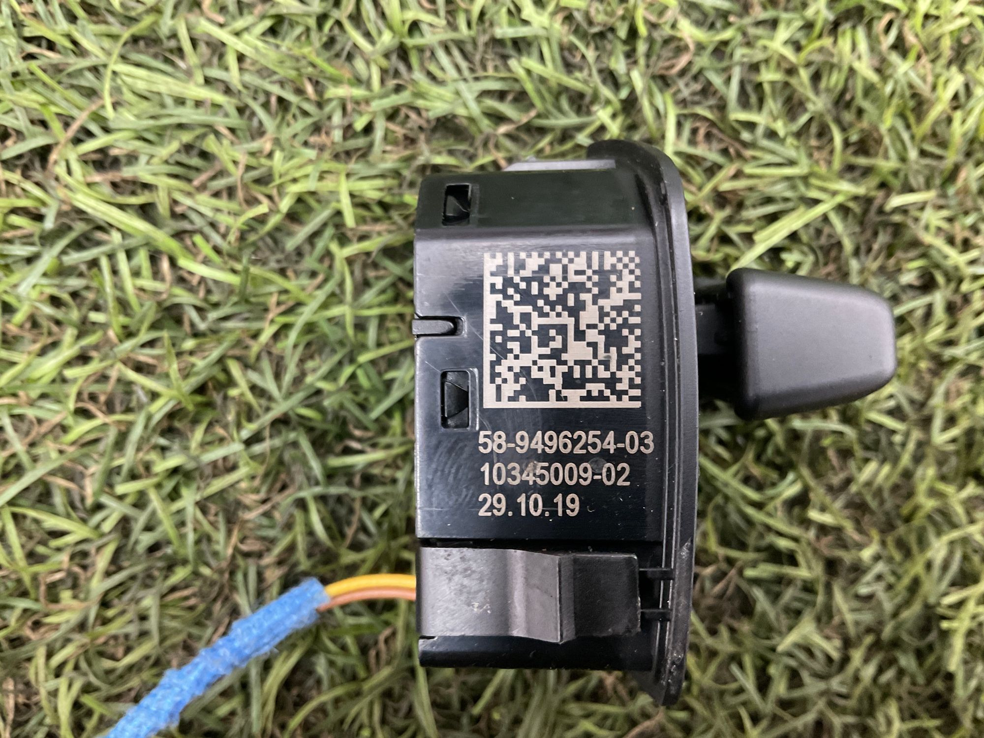 Кнопка регулировки рулевой колонки BMW M8, F91/F92/F93 2019, 1500 рублей, Москва