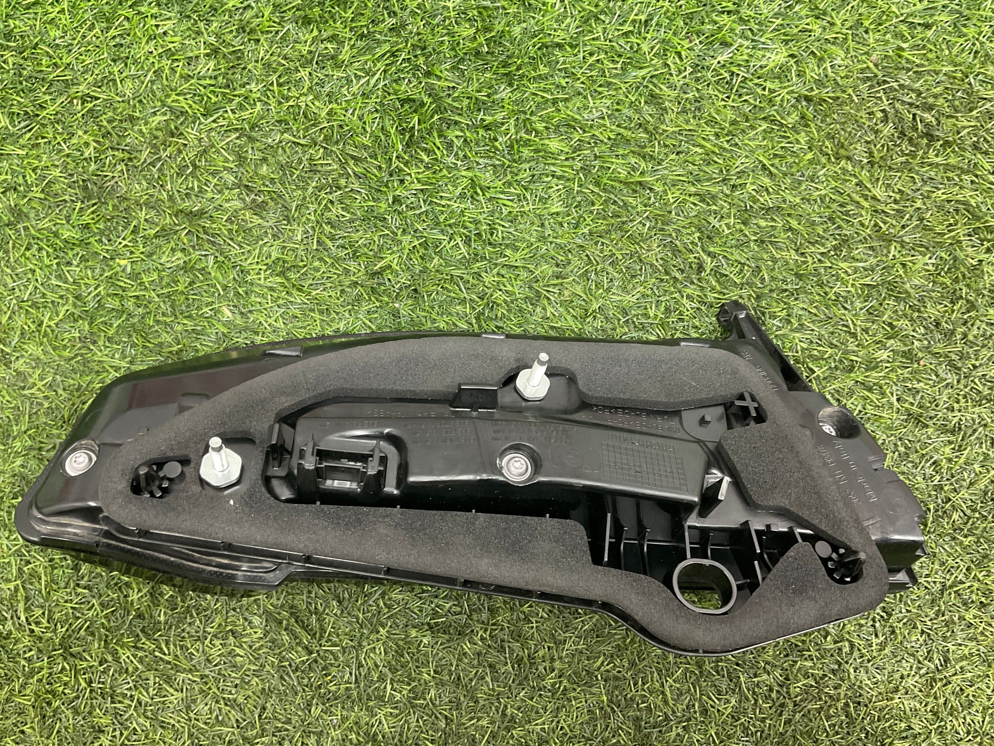 https://ycs.partsauto.market/partsauto-images/thmbs/userImages/h353NjtZg3VDP19b5HMt7LlpbQ93/part/f1bc2823-4753-47a9-b2fb-a54532717d38_1742204037815.jpg