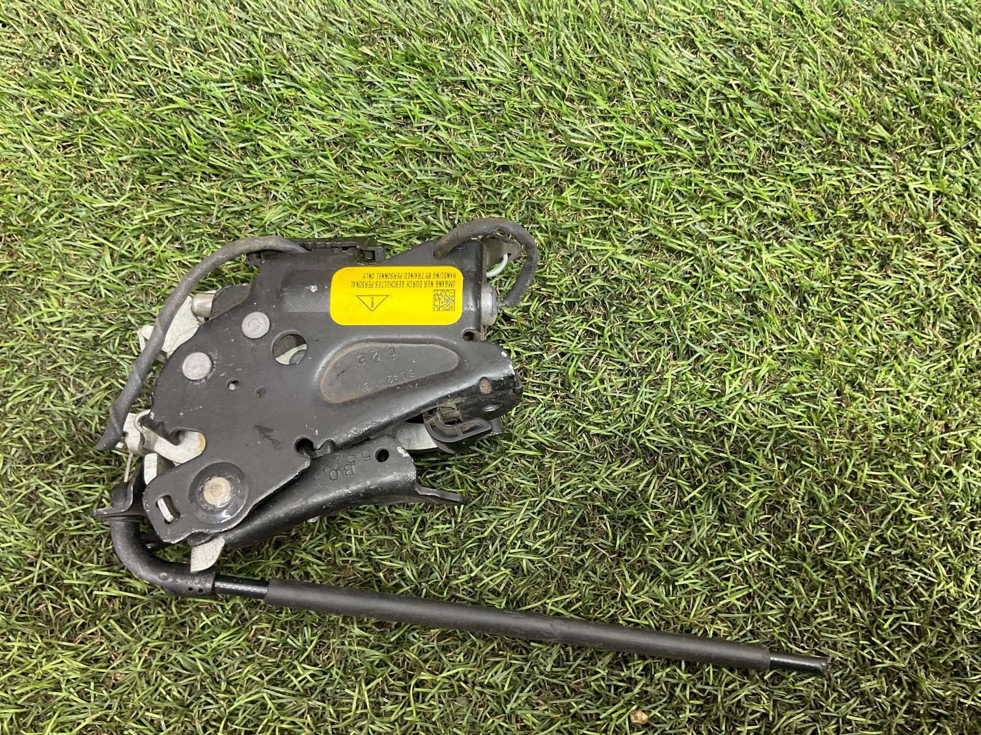 Замок капота правый BMW M5, F90 2020, 7000 рублей, Москва