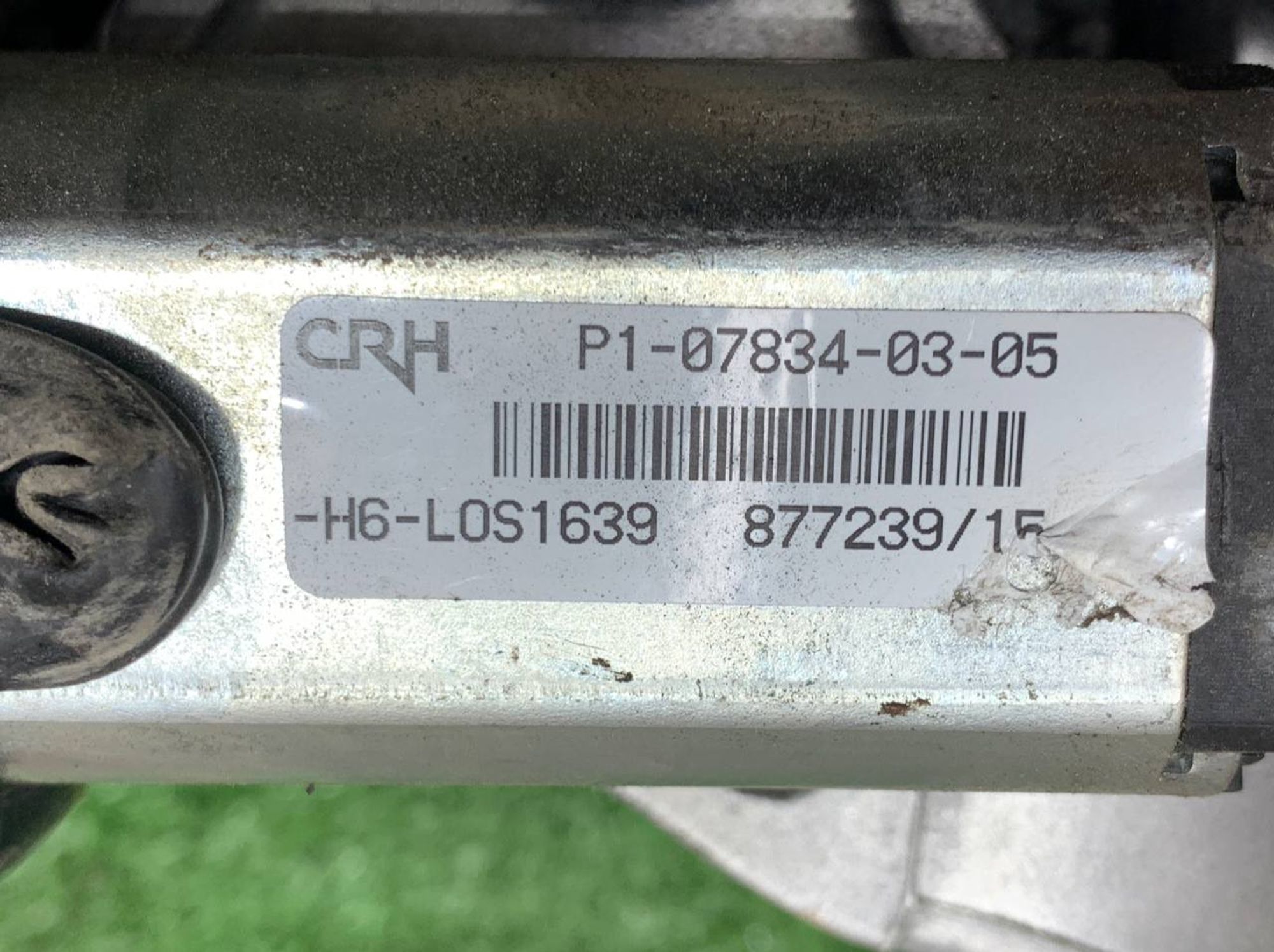 https://ycs.partsauto.market/partsauto-images/thmbs/userImages/h353NjtZg3VDP19b5HMt7LlpbQ93/part/f2240f3f-431d-4442-9dbf-06699763ac3e_1720178454403.jpg