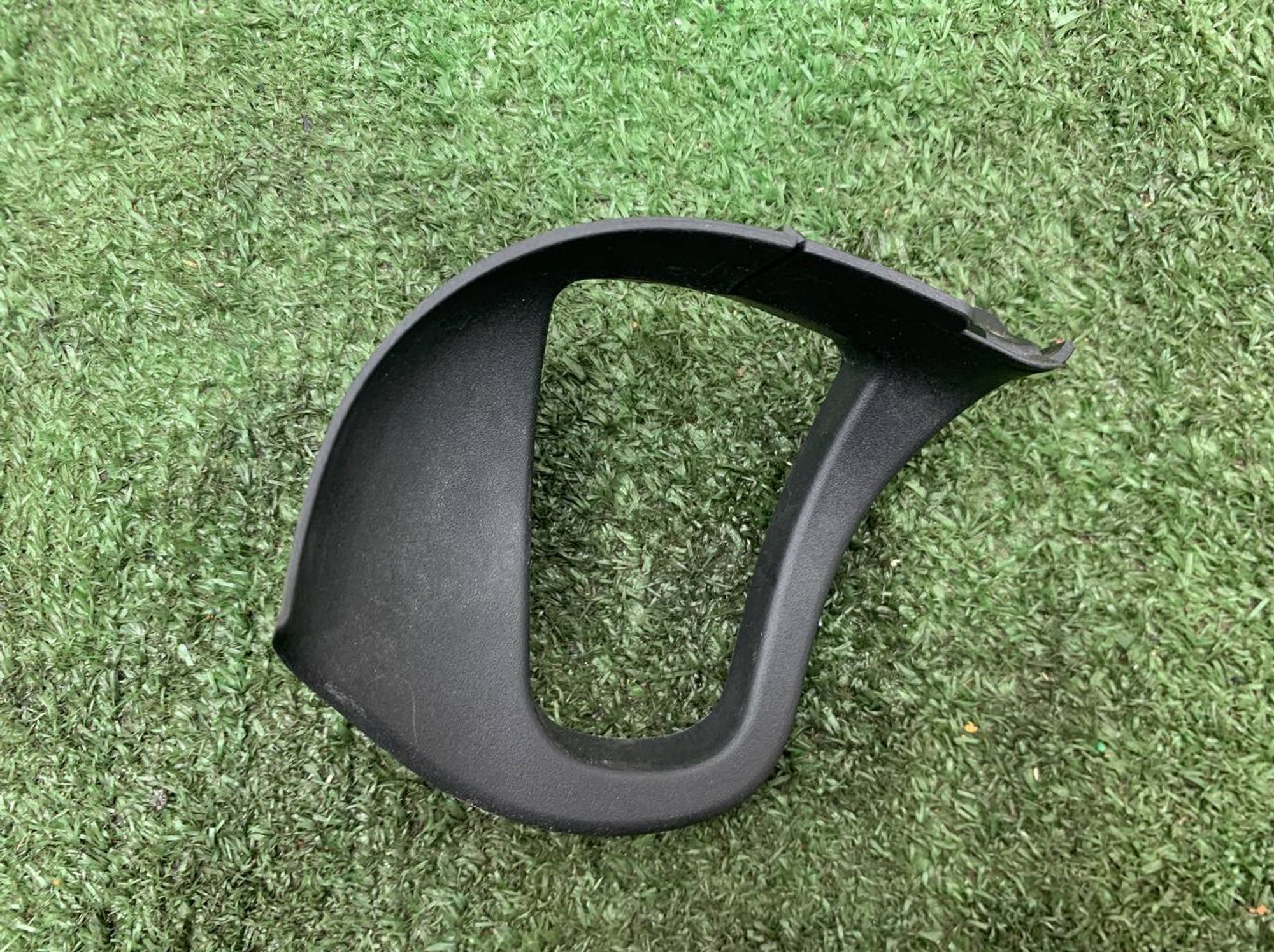 https://ycs.partsauto.market/partsauto-images/thmbs/userImages/h353NjtZg3VDP19b5HMt7LlpbQ93/part/f24a4772-c84a-465f-a35b-e028cedc461b_1731585241087.jpg