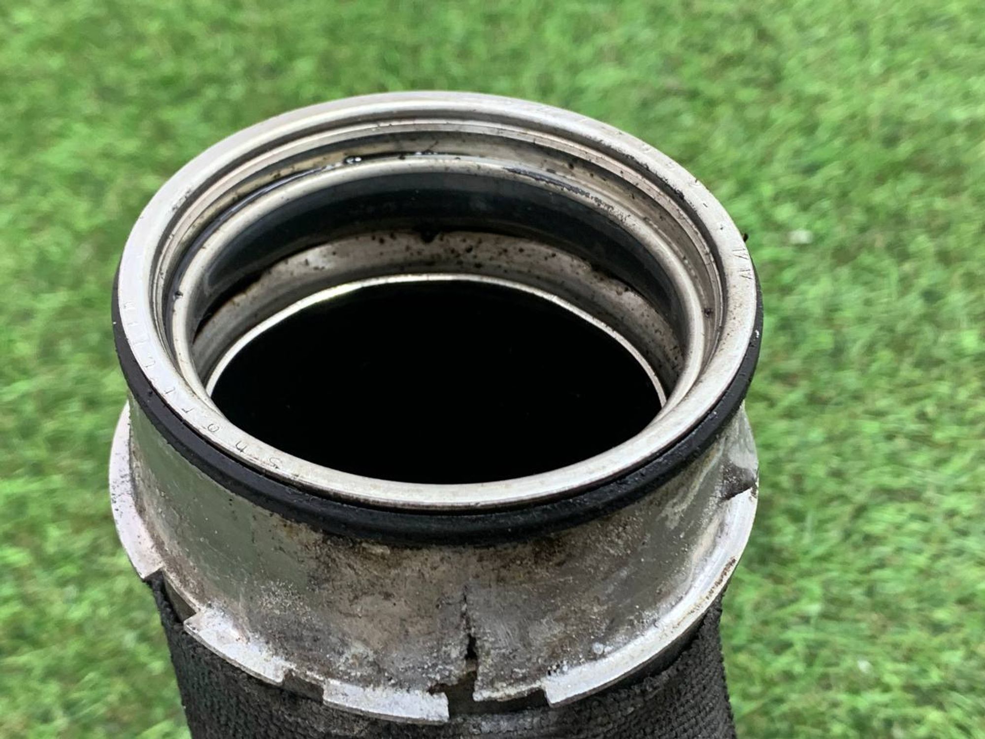 https://ycs.partsauto.market/partsauto-images/thmbs/userImages/h353NjtZg3VDP19b5HMt7LlpbQ93/part/f337833f-21f4-43d7-93ea-9632443d392c_1708600807796.jpg