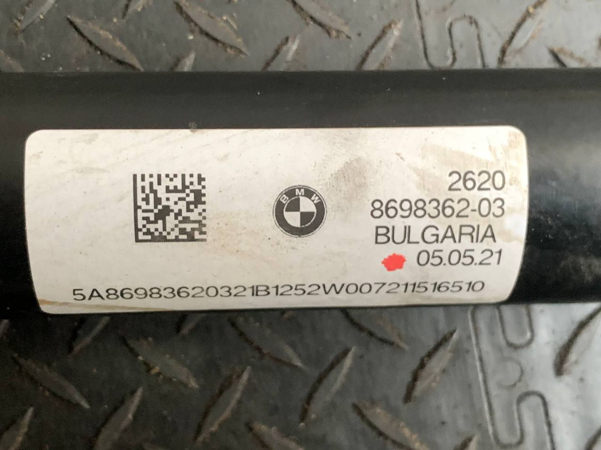 https://ycs.partsauto.market/partsauto-images/thmbs/userImages/h353NjtZg3VDP19b5HMt7LlpbQ93/part/f34a2e7a-c760-4545-9e2a-0fef5ca9fe9f_1733133776243.jpg