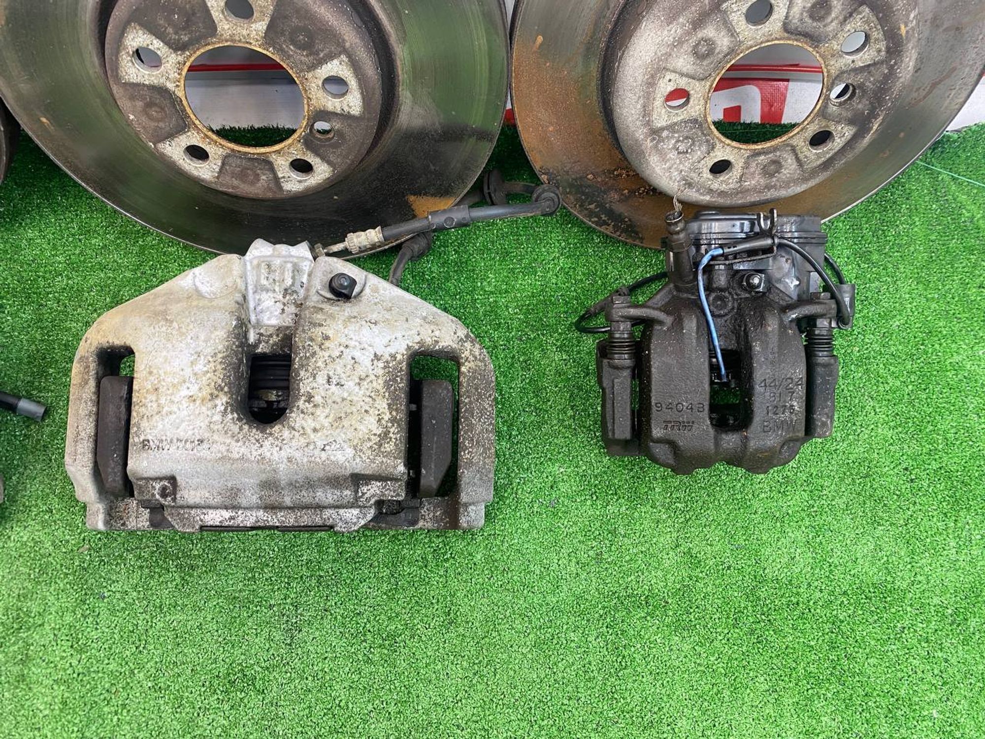 https://ycs.partsauto.market/partsauto-images/thmbs/userImages/h353NjtZg3VDP19b5HMt7LlpbQ93/part/f36a1807-7ba4-48af-b204-658538e7a9ec_1743594205608.jpg