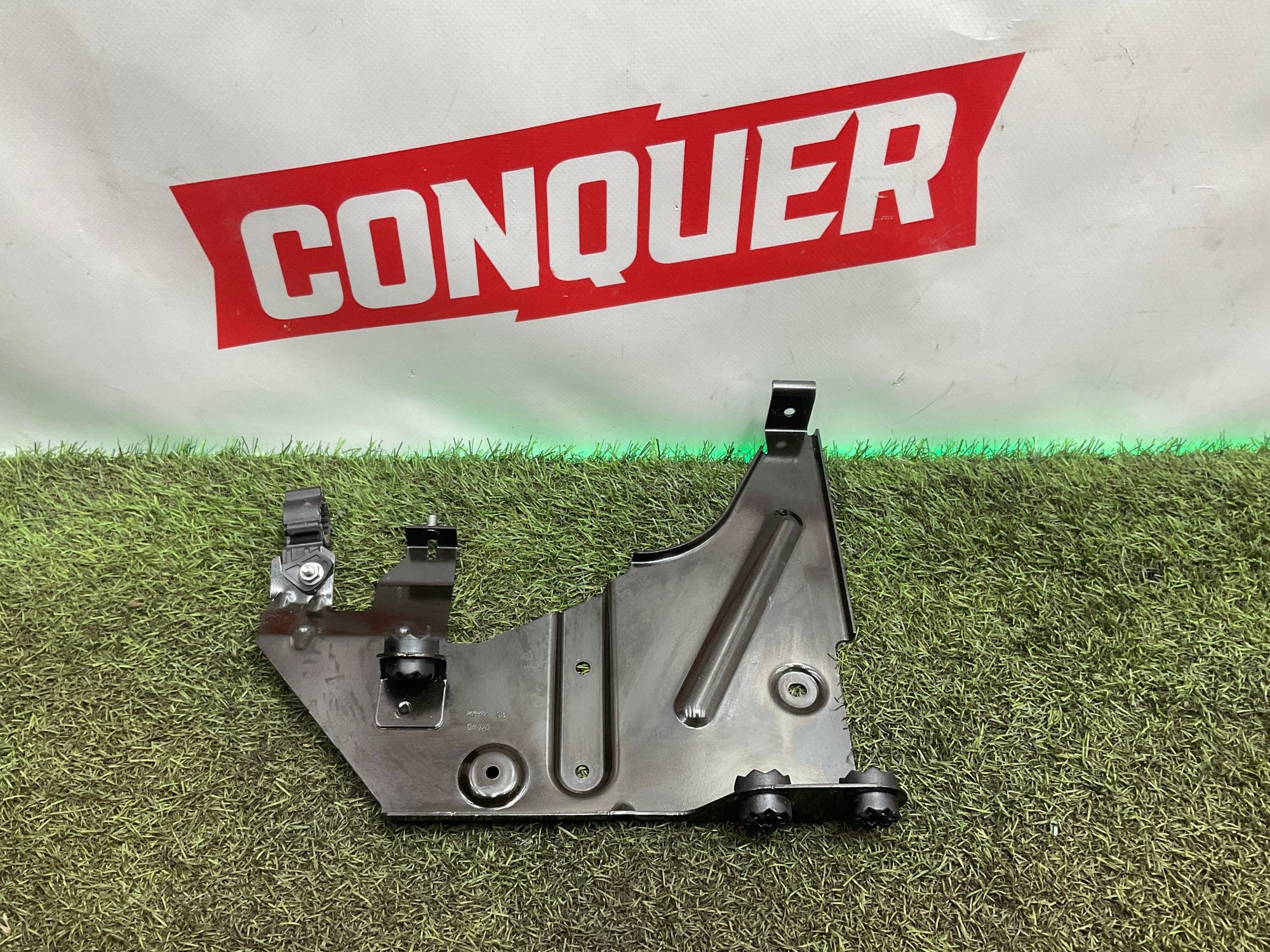 Крепление радиатор кондиционера BMW M3, G80 2023, 5000 рублей, Москва