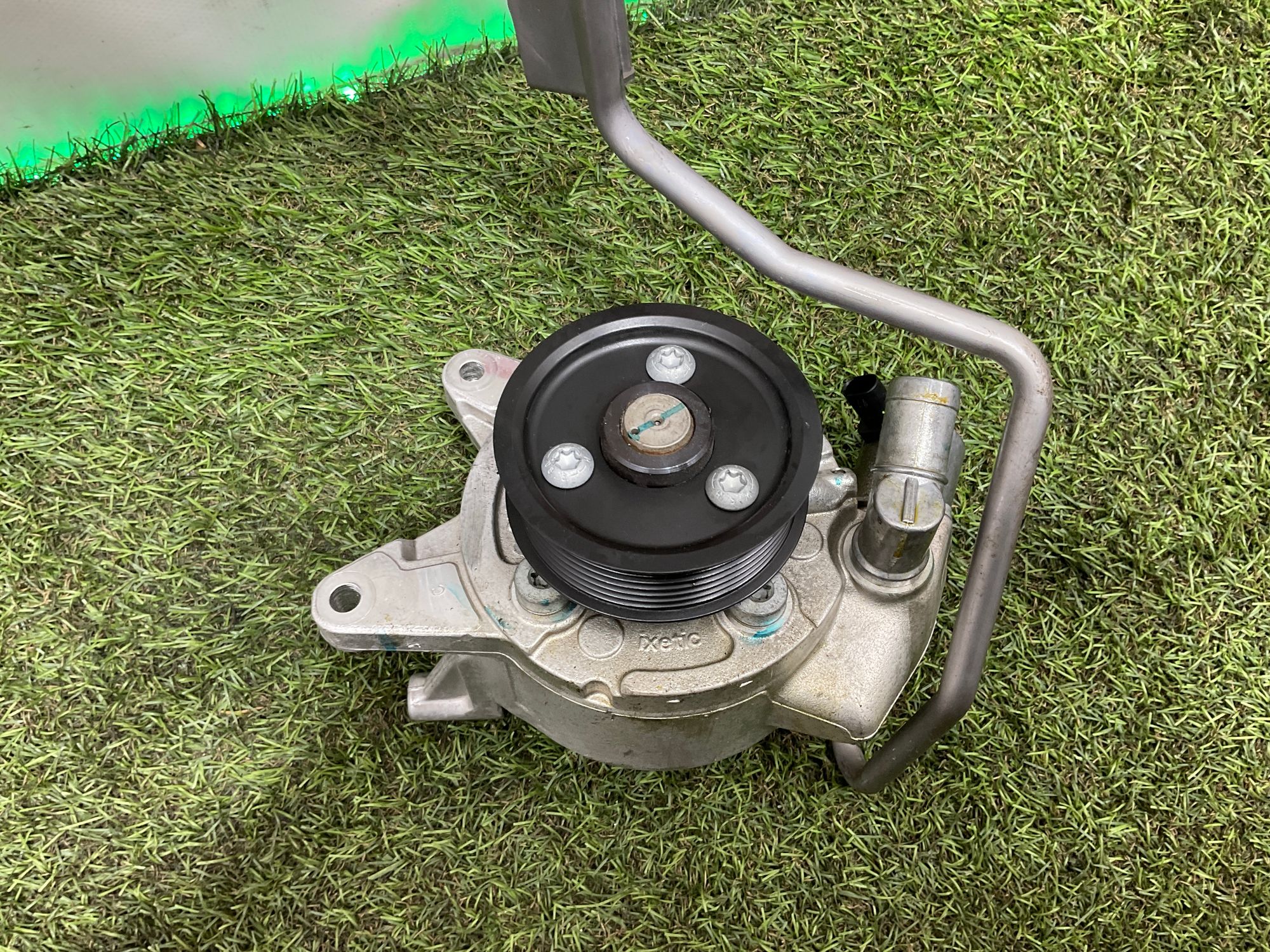 Насос гидравлический Mercedes-Benz GLS-класс, X166 (2015—2019), 20000 рублей, Москва