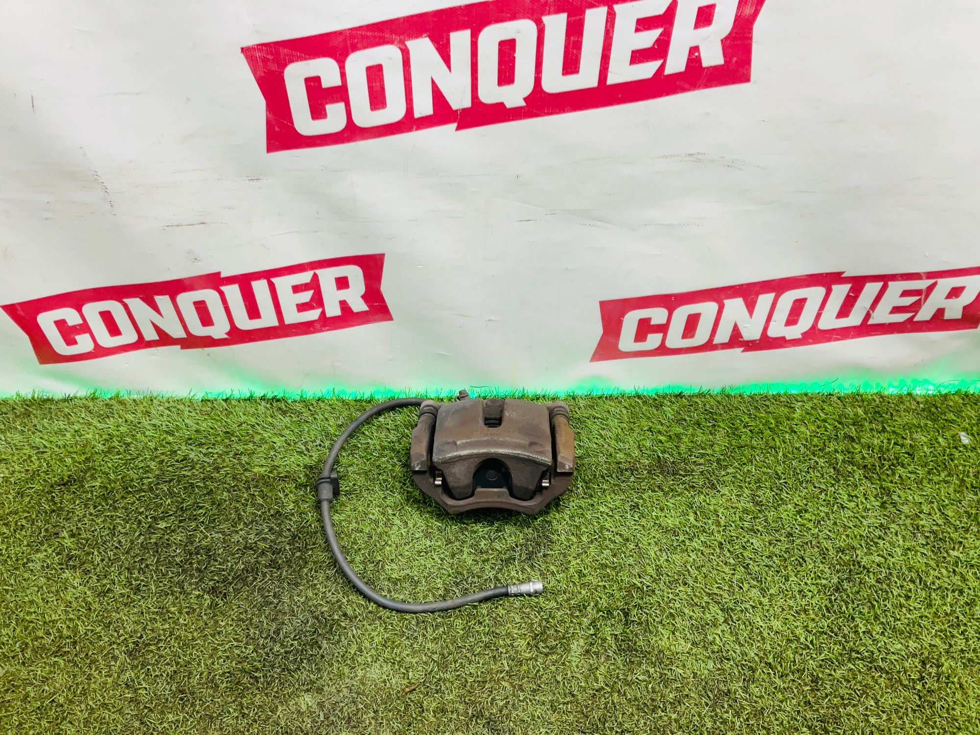 Суппорт тормозной передний левый BMW 5 серия, G30/G31, 4000 рублей, Москва